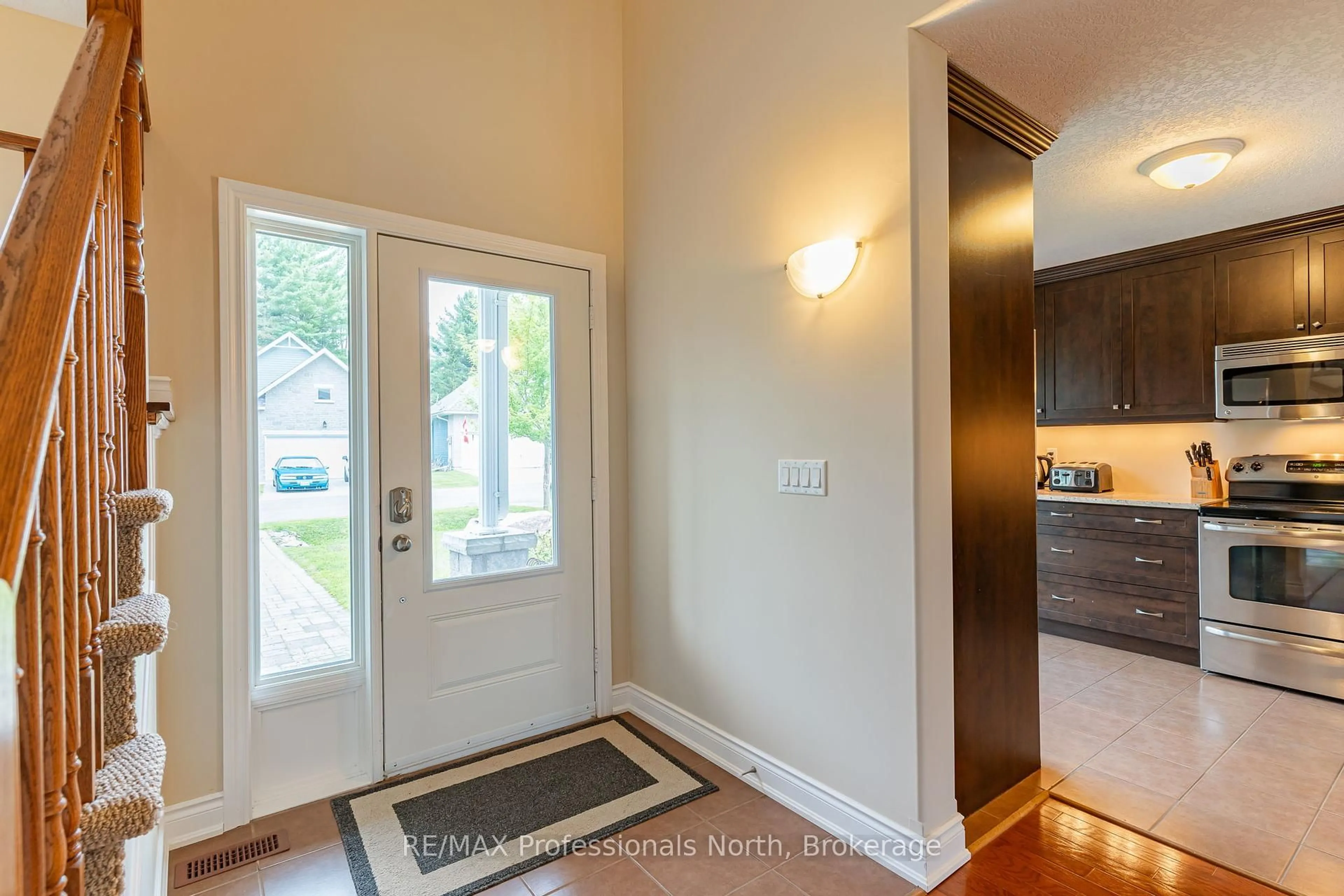 Indoor entryway for 46 Webb Circ, Dysart et al Ontario K0M 1S0