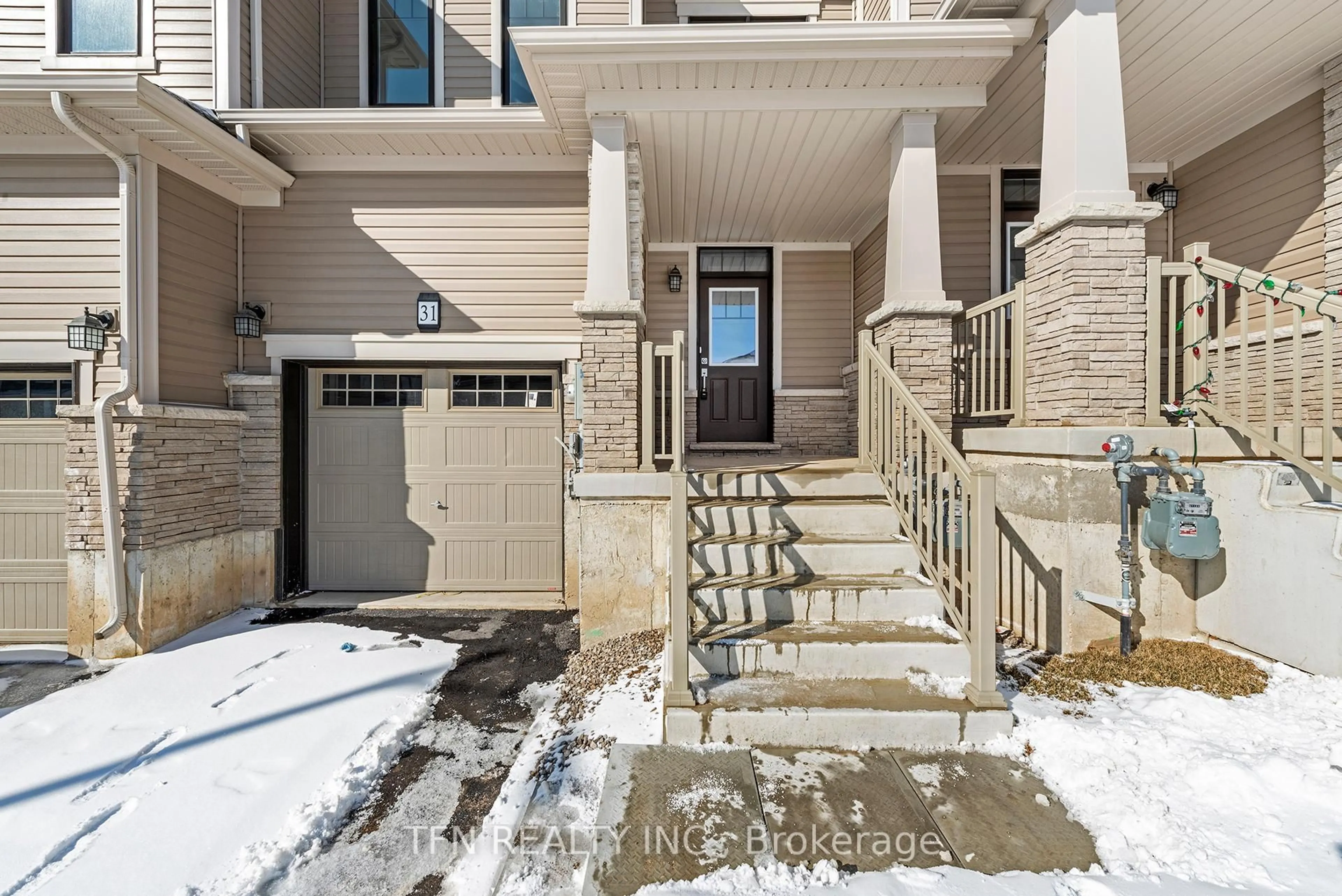 Unknown for 31 Lonsdale Rd, Haldimand Ontario N3W 0J6