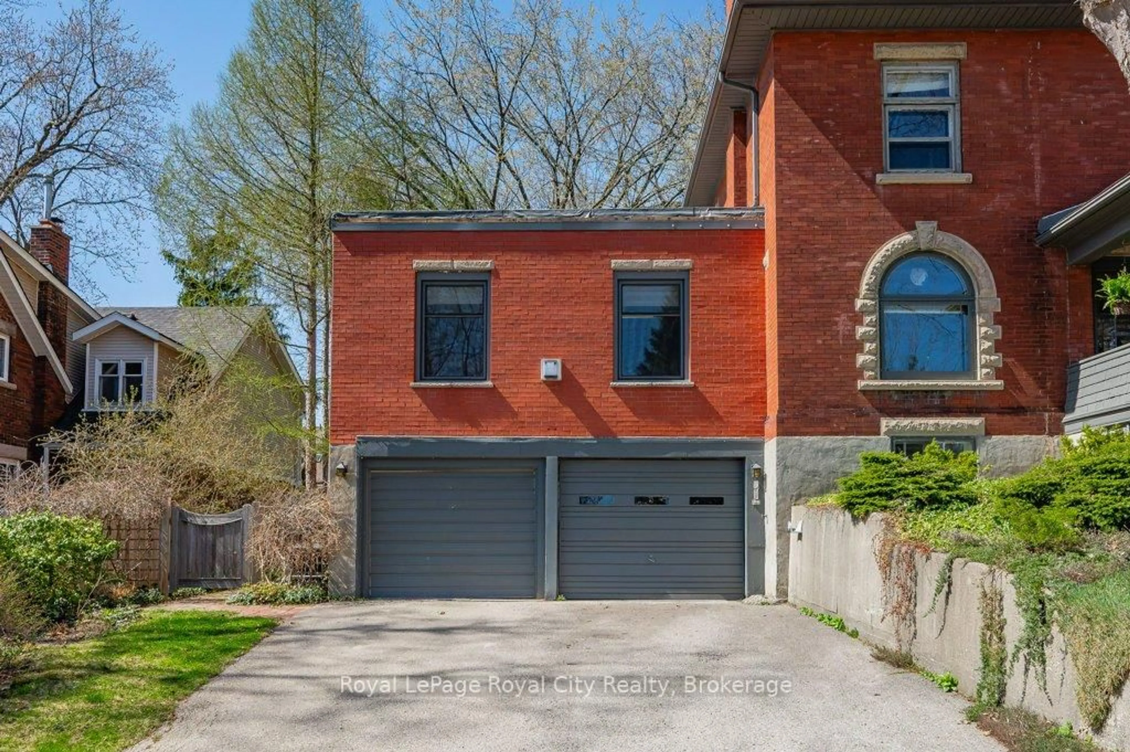Home with brick exterior material, street for 111 Oxford St, Guelph Ontario N1H 2M8