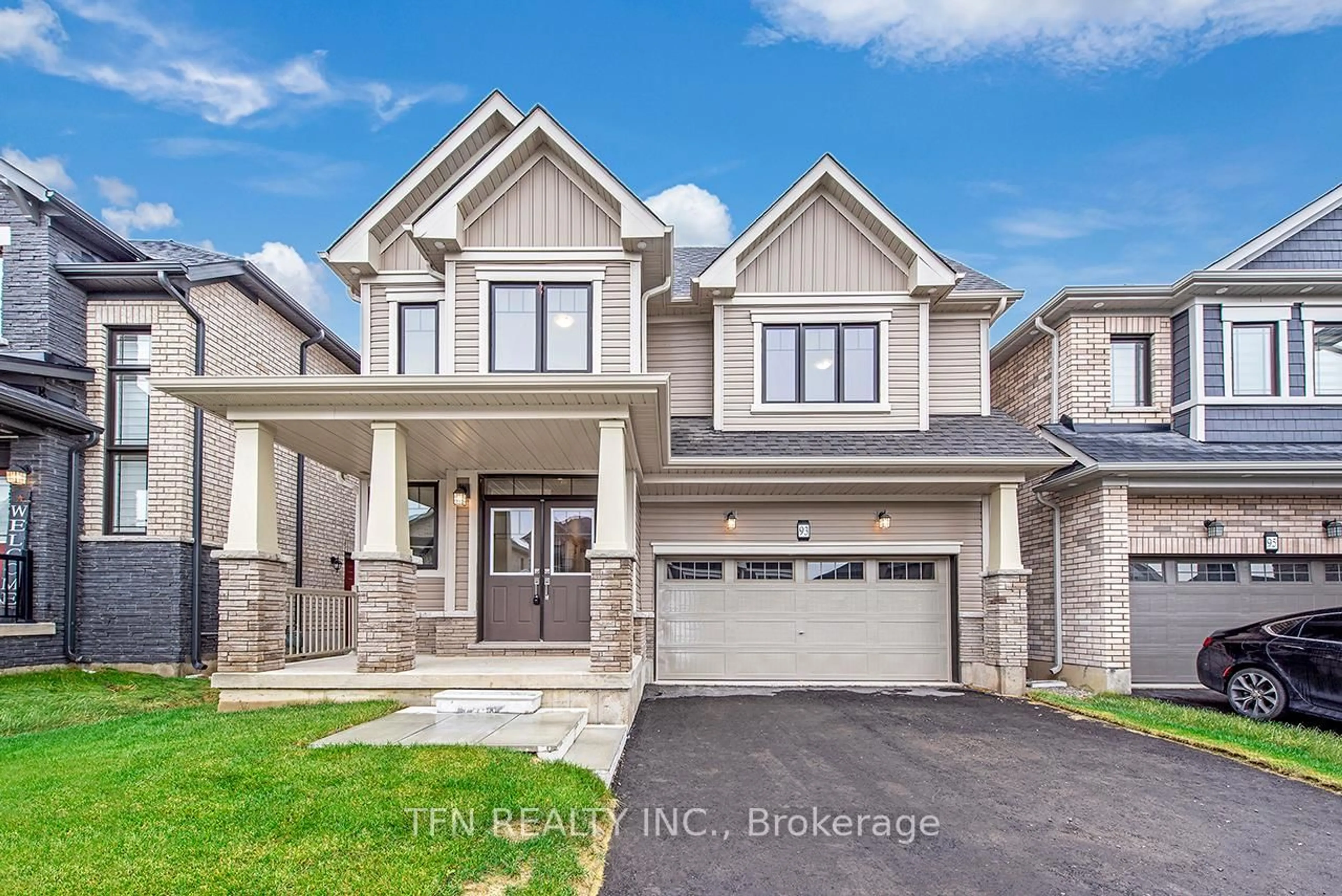Home with brick exterior material, street for 93 Lilac Circ, Haldimand Ontario N3W 0H6
