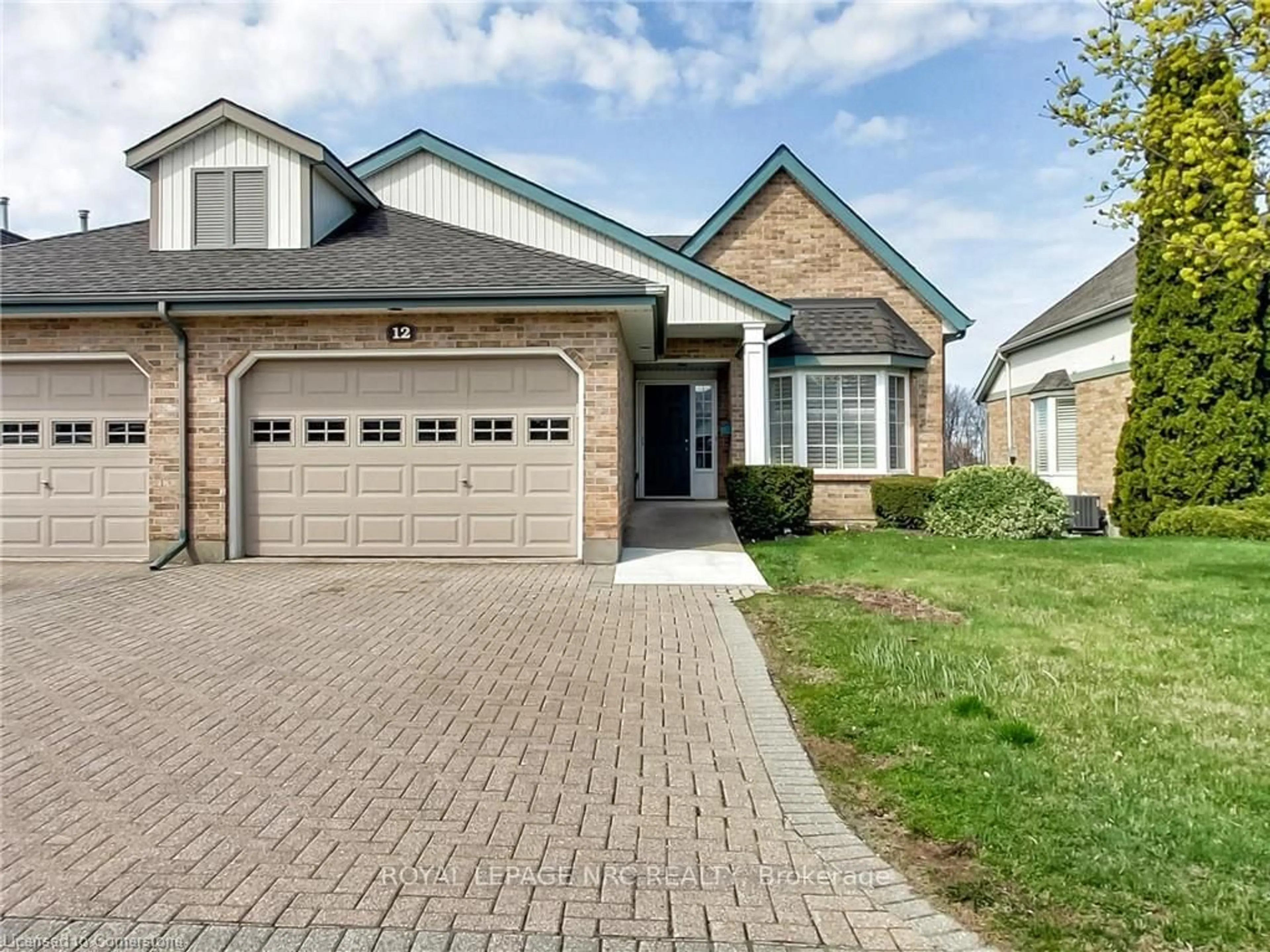 Home with brick exterior material, street for 121 Glen Morris Dr #12, St. Catharines Ontario L2T 4C5