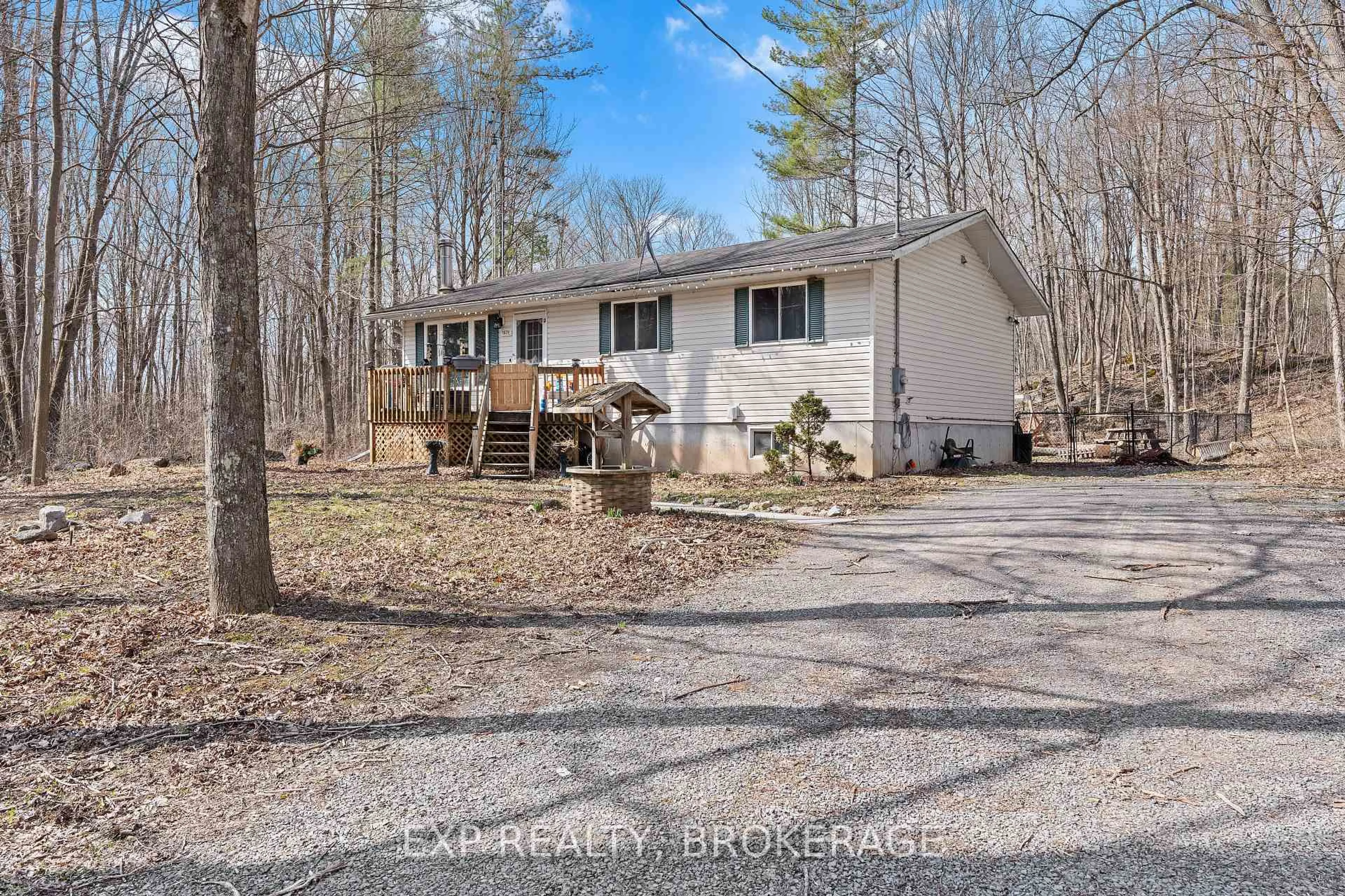 A pic from outside/outdoor area/front of a property/back of a property/a pic from drone, water/lake/river/ocean view for 1670 PINE GROVE Rd, Greater Napanee Ontario K0K 2W0