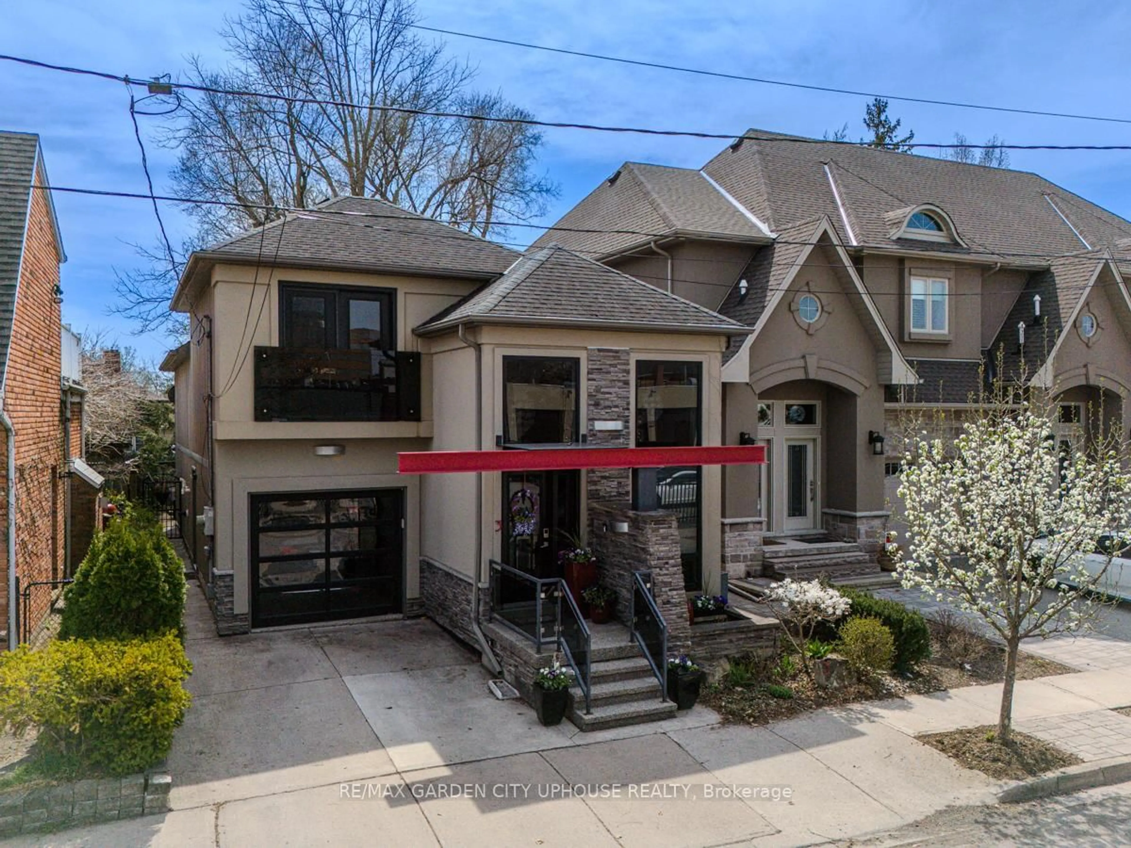 Home with brick exterior material, street for 3 CHERRY St, St. Catharines Ontario L2R 5M3