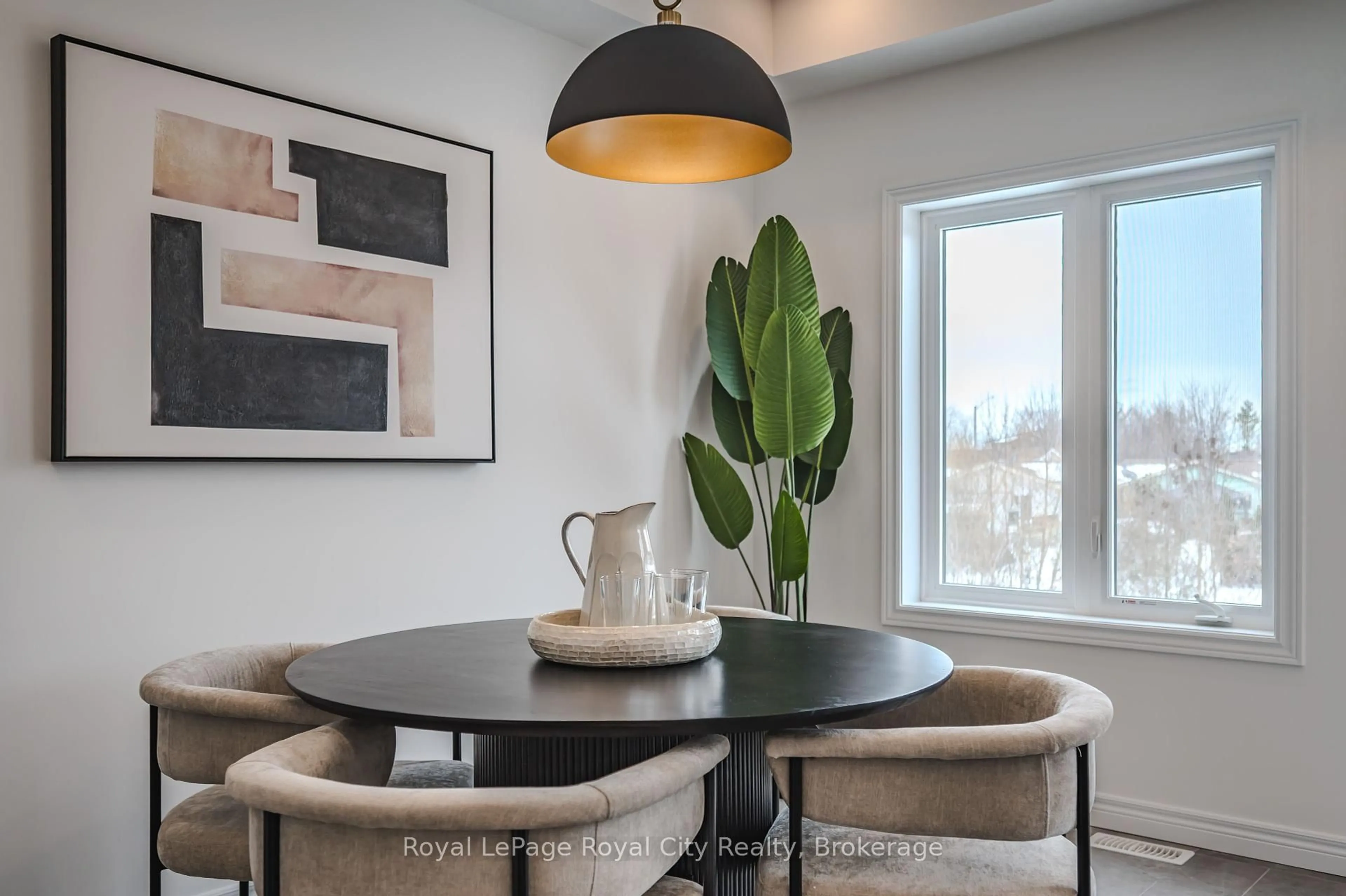 Dining room, unknown for 8 Sora Lane, Guelph Ontario N1E 0T4