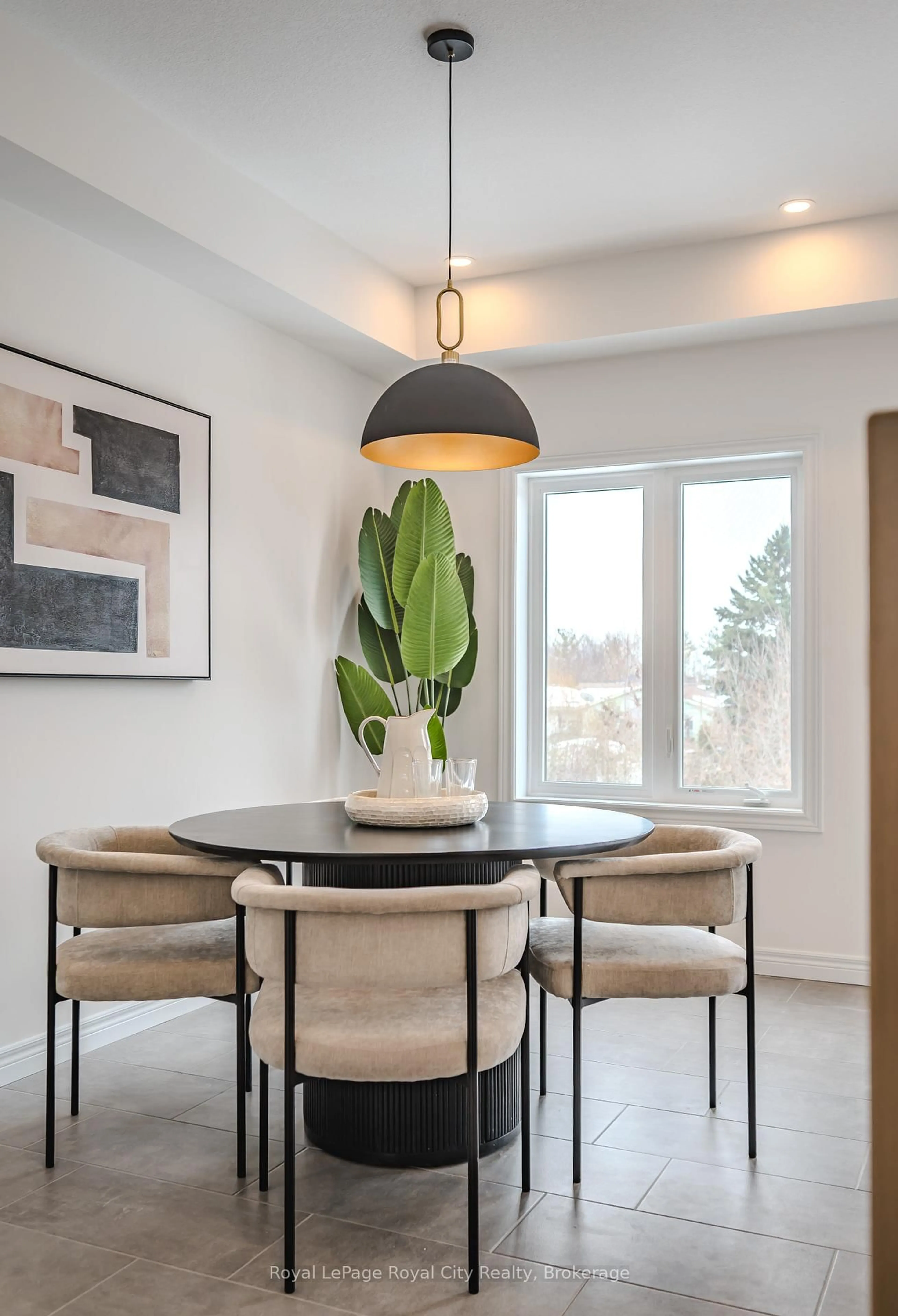 Dining room, unknown for 8 Sora Lane, Guelph Ontario N1E 0T4