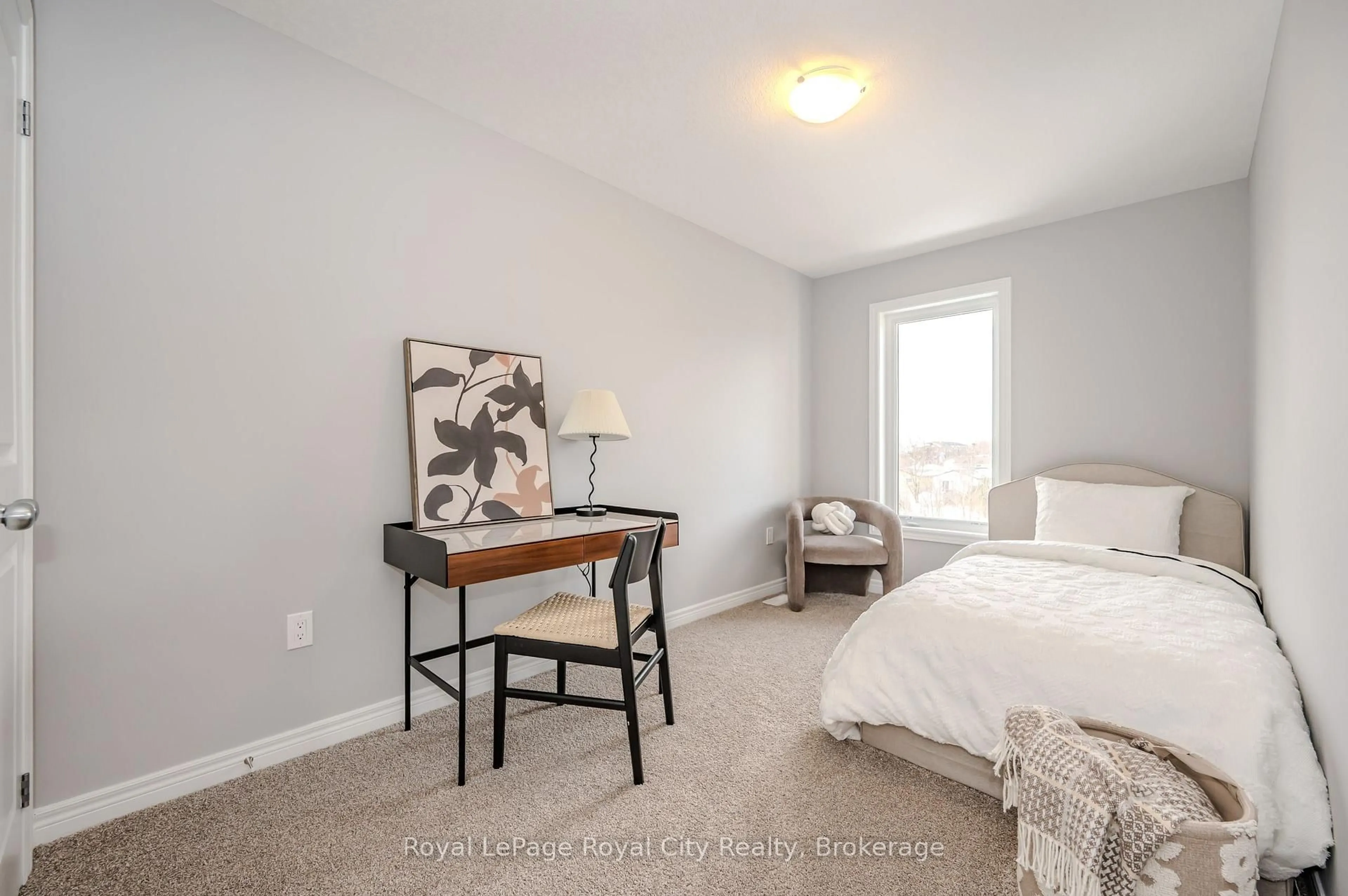 A pic of a room for 5 Sora Lane, Guelph Ontario N1E 0T4