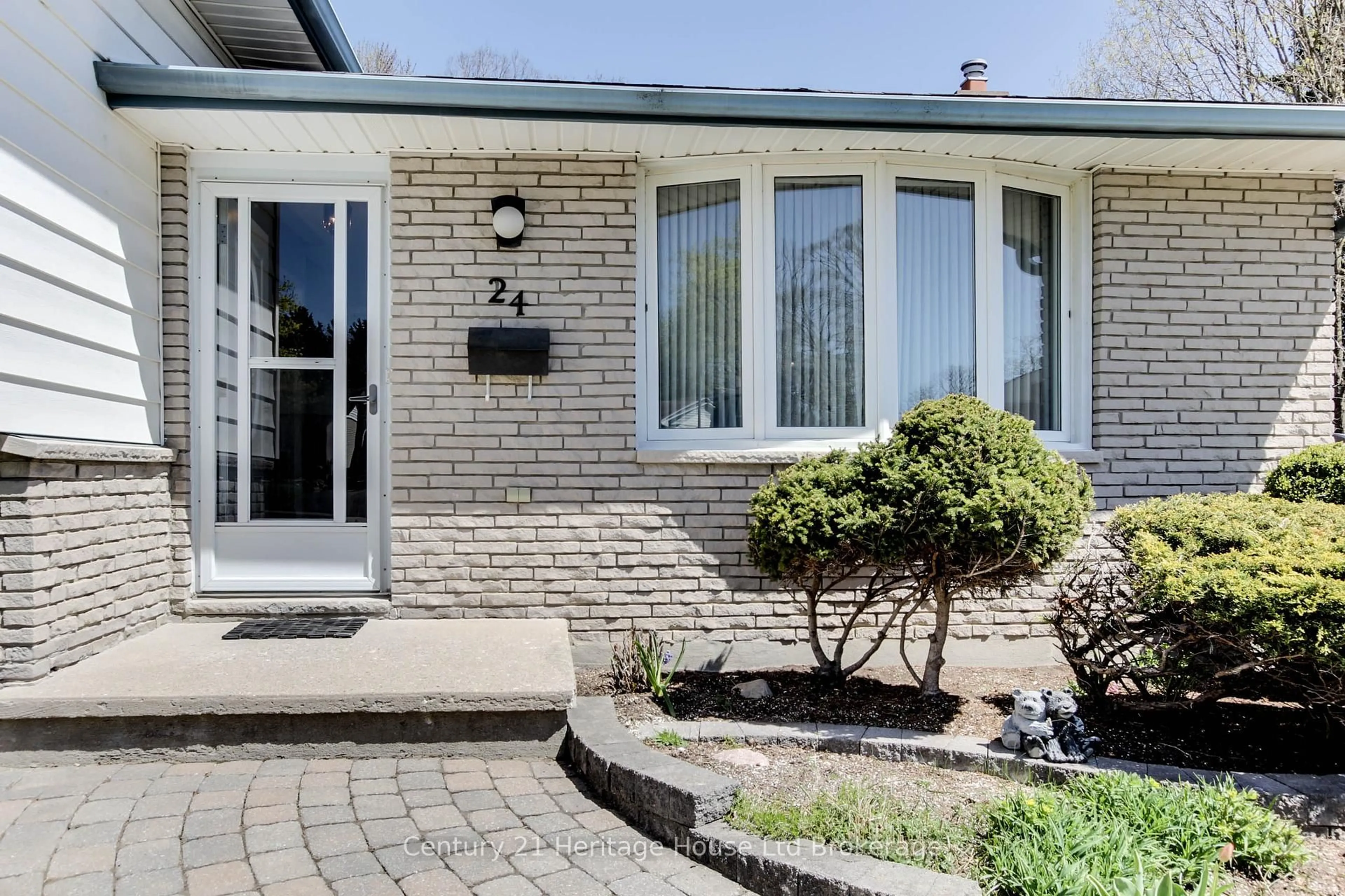 Home with brick exterior material, street for 24 Killarney Rd, London Ontario N5X 2A7