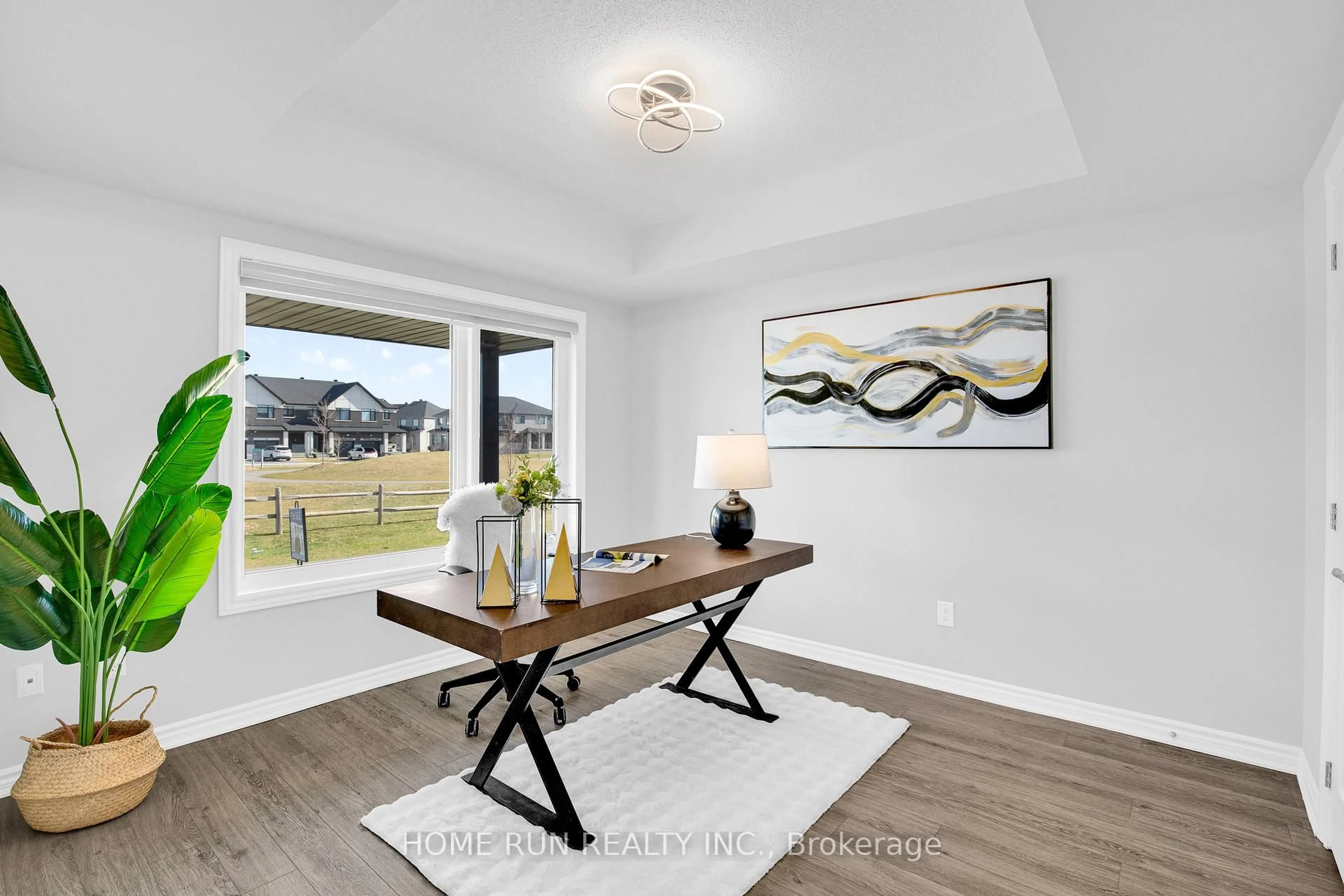 Indoor entryway for 100 Kyanite Lane, Ottawa Ontario K2J 7B5