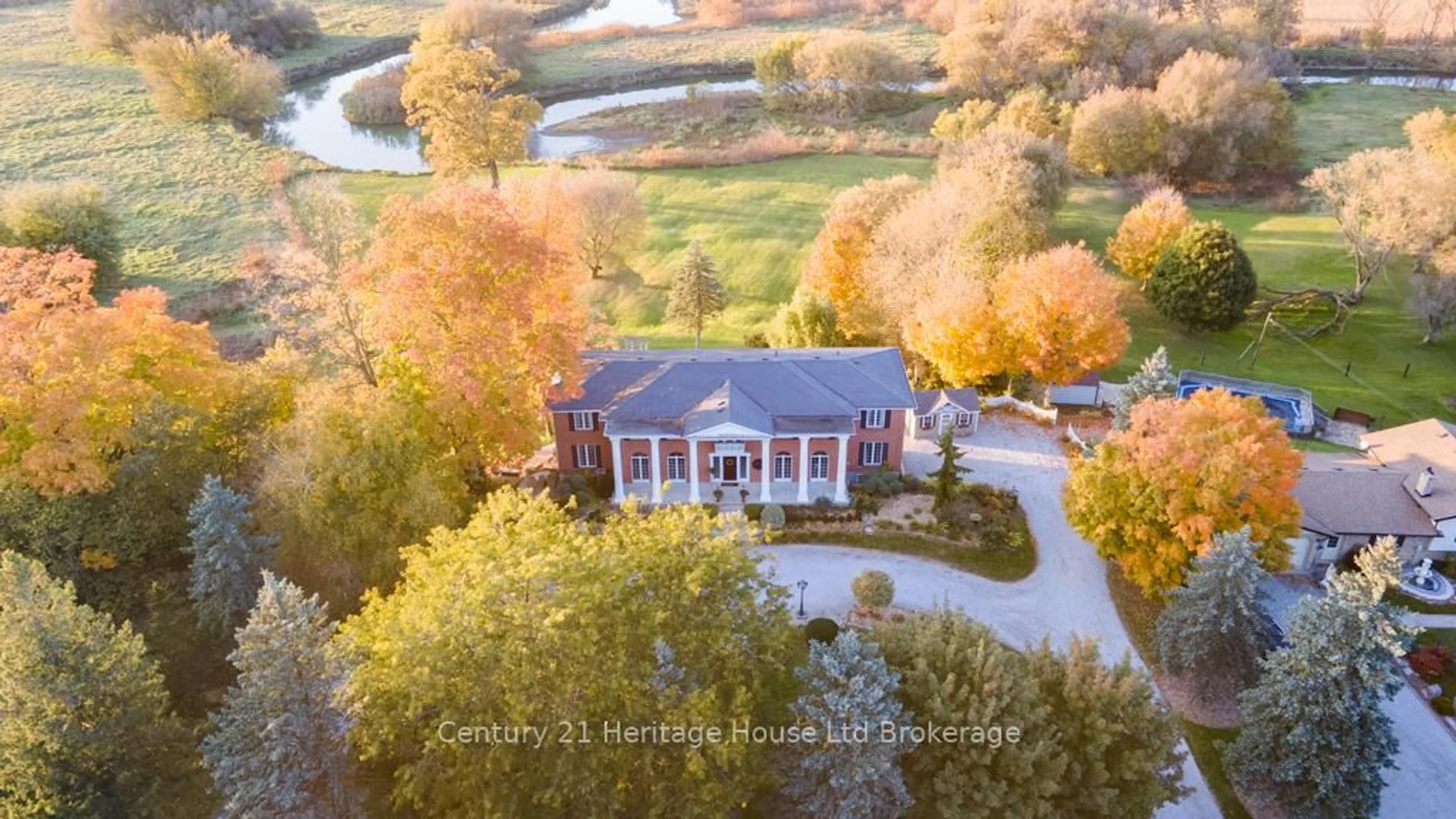 A pic from outside/outdoor area/front of a property/back of a property/a pic from drone, water/lake/river/ocean view for 583511 Hamilton Rd, Ingersoll Ontario N5C 3J7