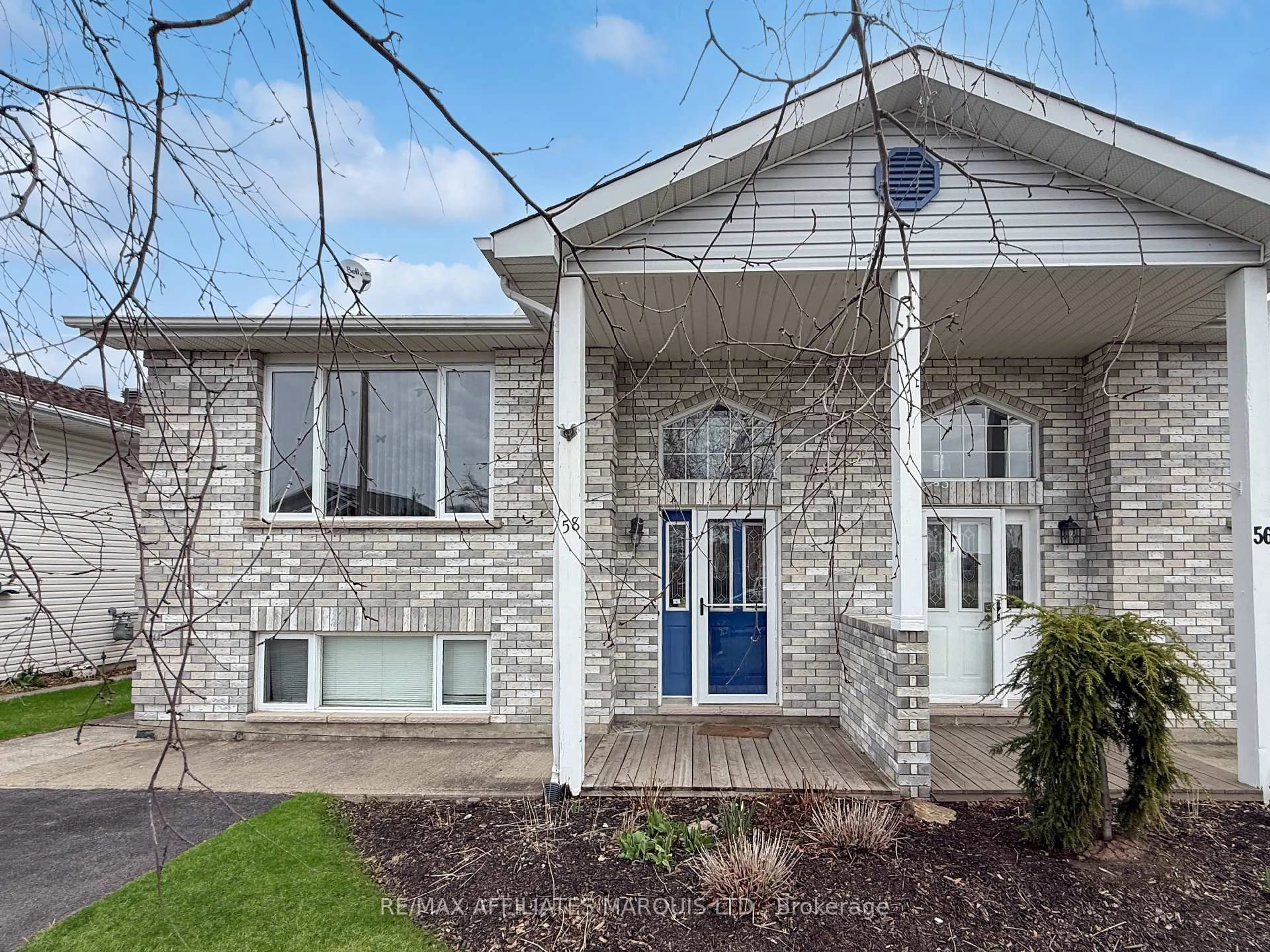 Home with vinyl exterior material, street for 58 Rowan Dr, South Dundas Ontario K0C 1X0
