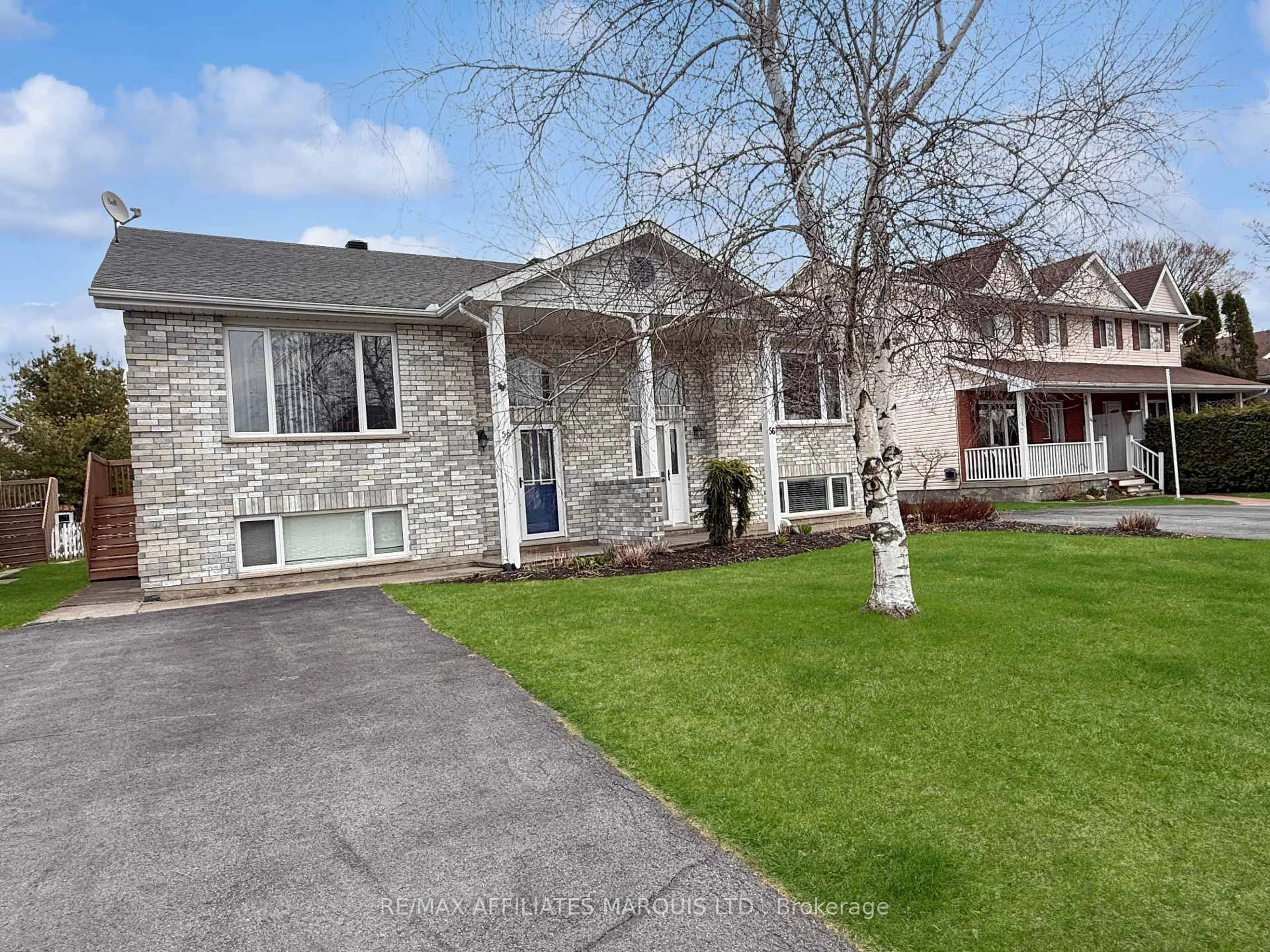 A pic from outside/outdoor area/front of a property/back of a property/a pic from drone, street for 58 Rowan Dr, South Dundas Ontario K0C 1X0