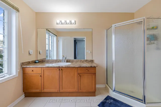 Additional property image - 28 Whitefish Cres