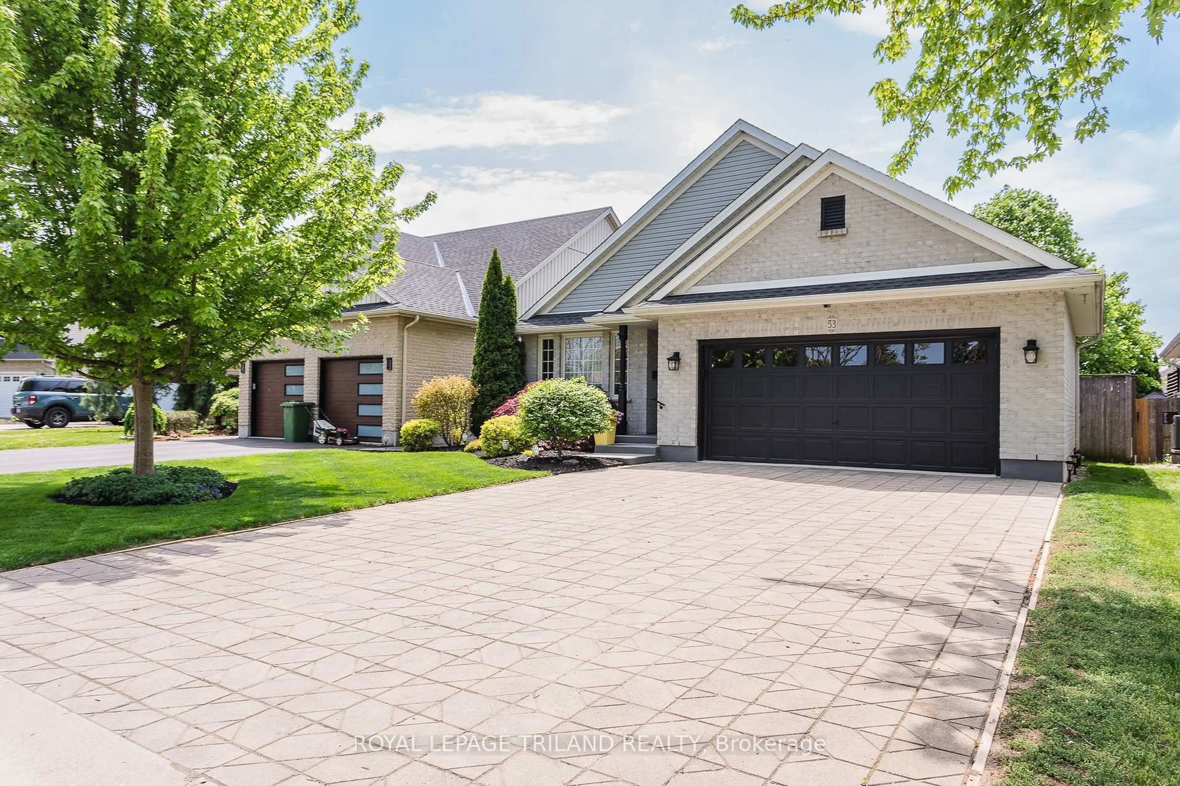Unknown for 53 Augusta Cres, St. Thomas Ontario N5R 6K1