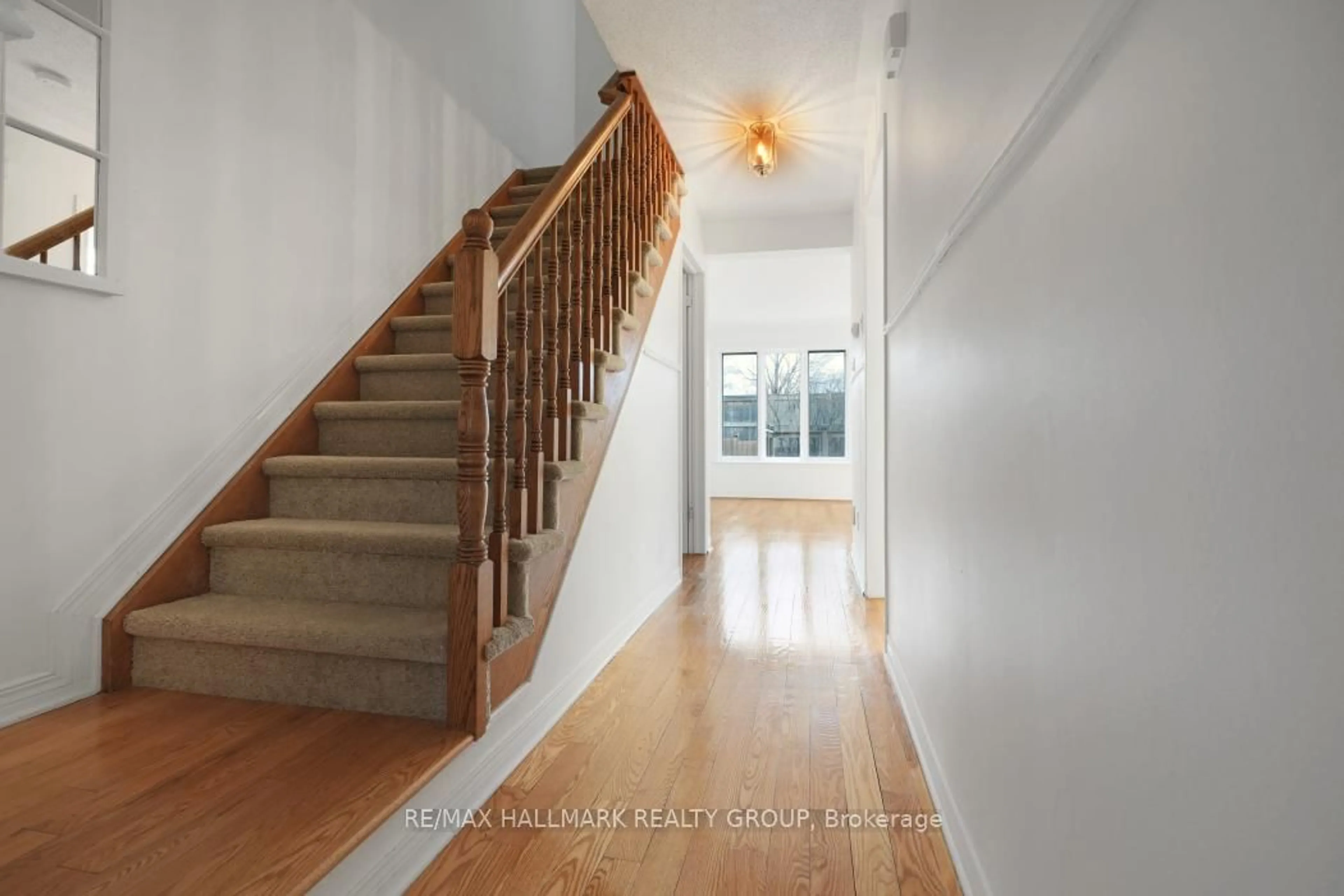 Unknown for 97 Forestglade Cres, Ottawa Ontario K1G 6A6