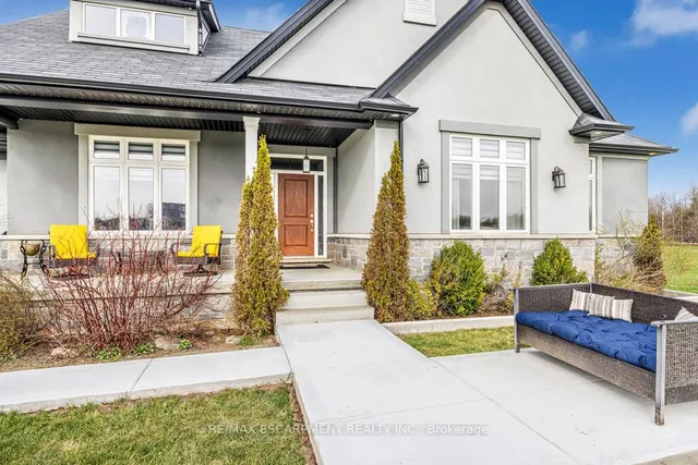 Additional property image - 20 Chesswood Tr