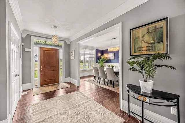 Additional property image - 20 Chesswood Tr