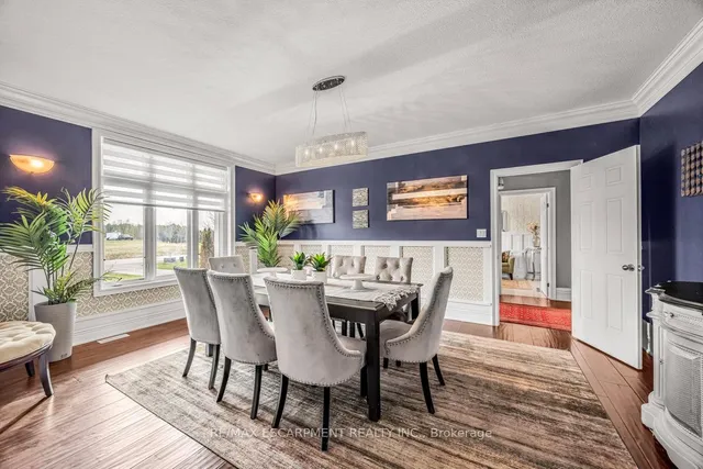Additional property image - 20 Chesswood Tr