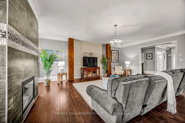 Additional property image - 20 Chesswood Tr