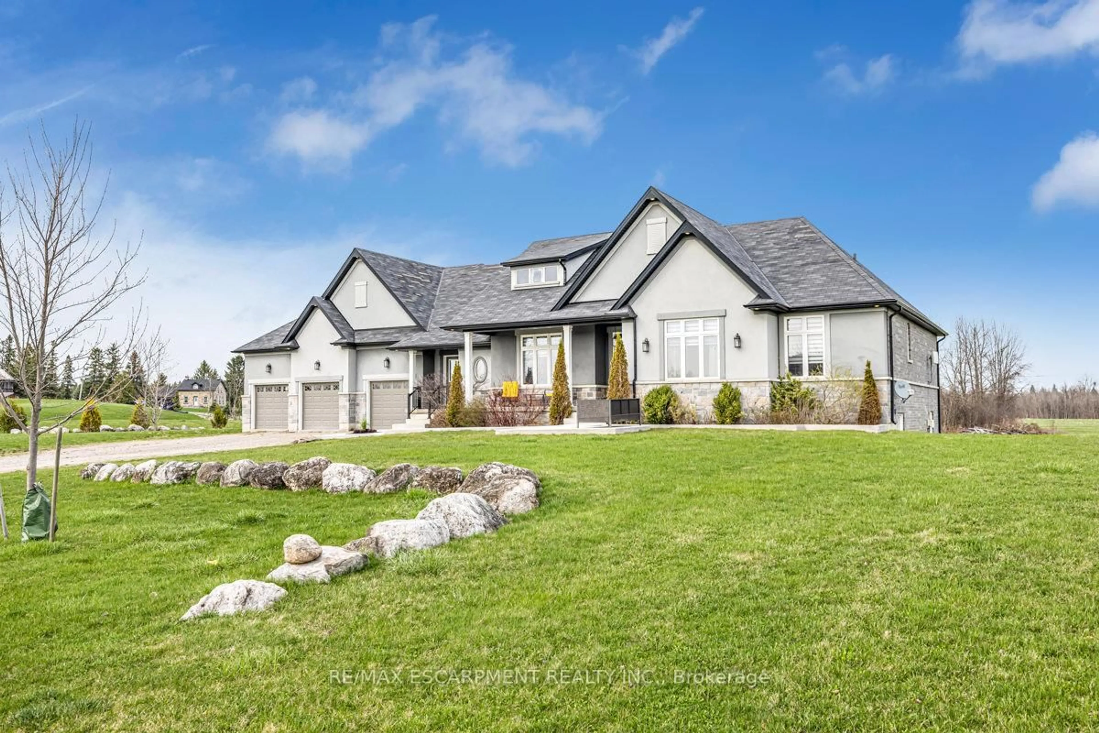 Home with brick exterior material, unknown for 20 Chesswood Tr, Hamilton Ontario L8N 2Z7