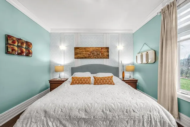 Additional property image - 20 Chesswood Tr