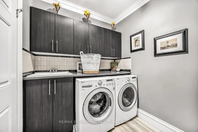 Additional property image - 20 Chesswood Tr