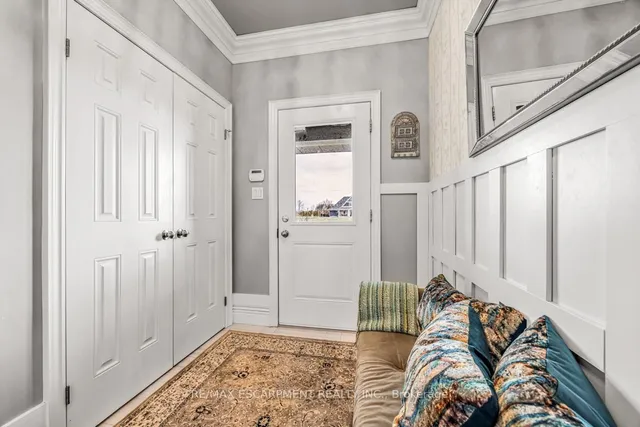 Additional property image - 20 Chesswood Tr