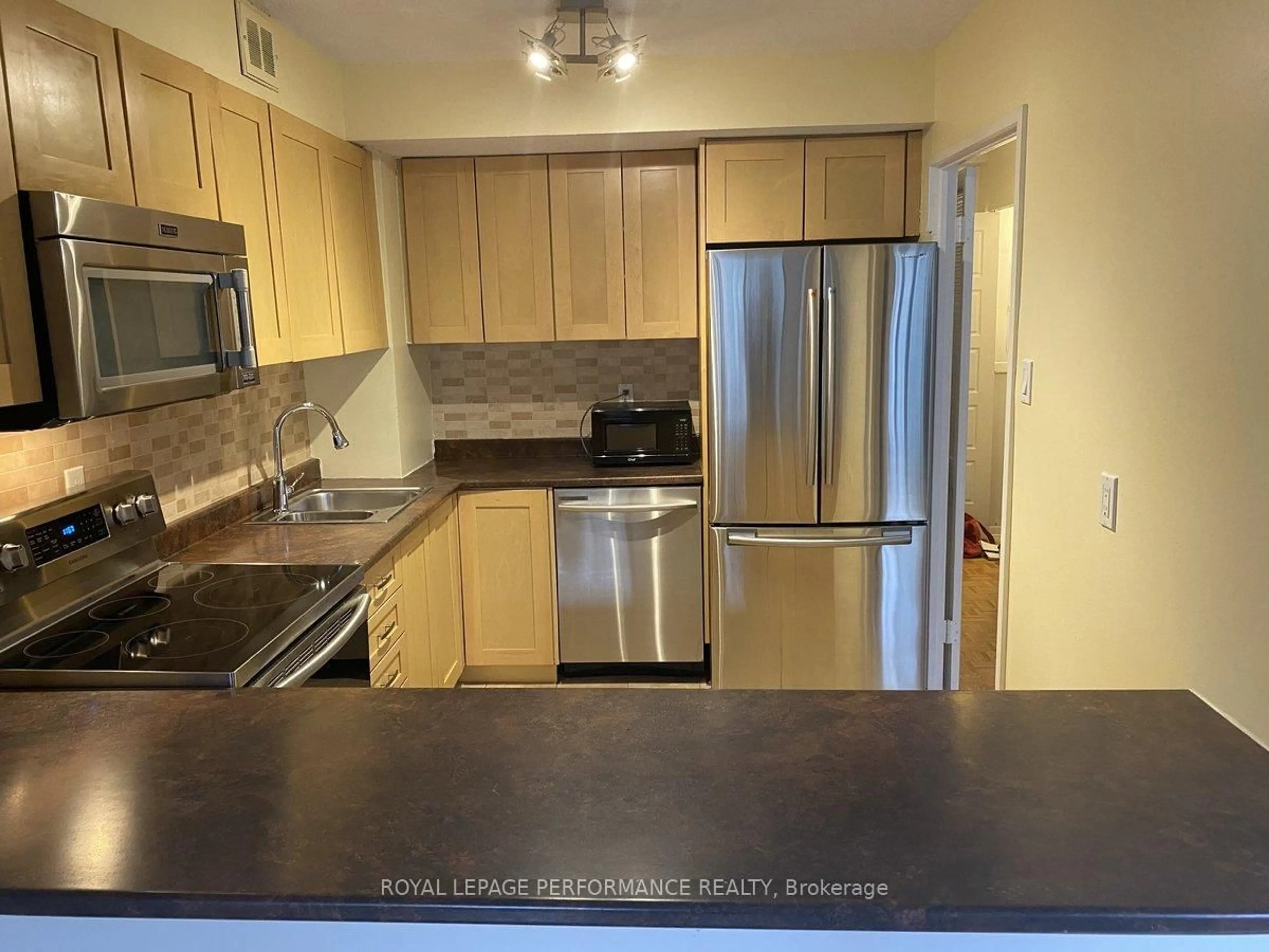 Standard kitchen, unknown for 515 St Laurent Blvd #344, Ottawa Ontario K1K 3X5