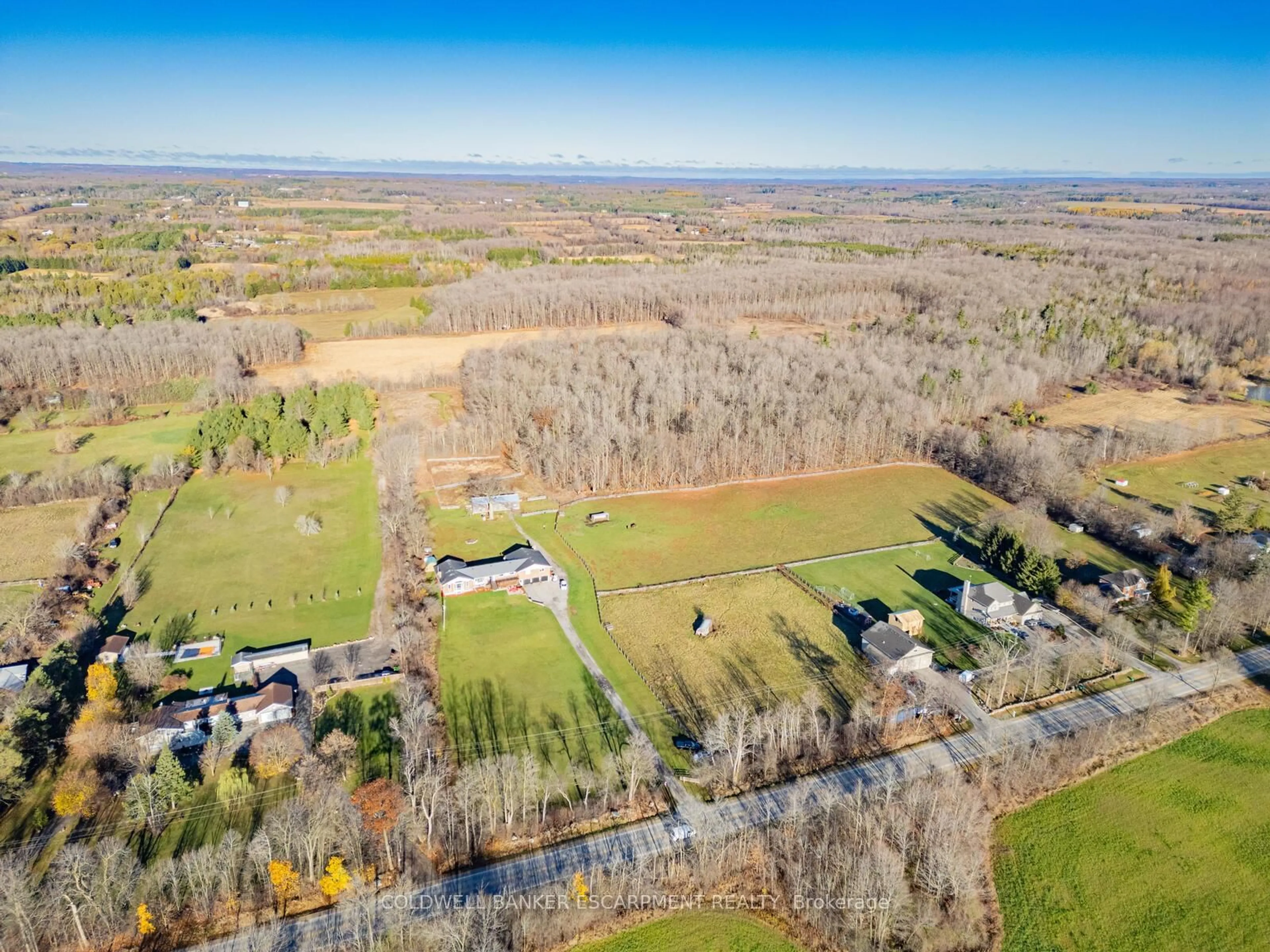 A pic from outside/outdoor area/front of a property/back of a property/a pic from drone, unknown for 9630 Wellington Rd 42 Rd, Erin Ontario L7G 4S8