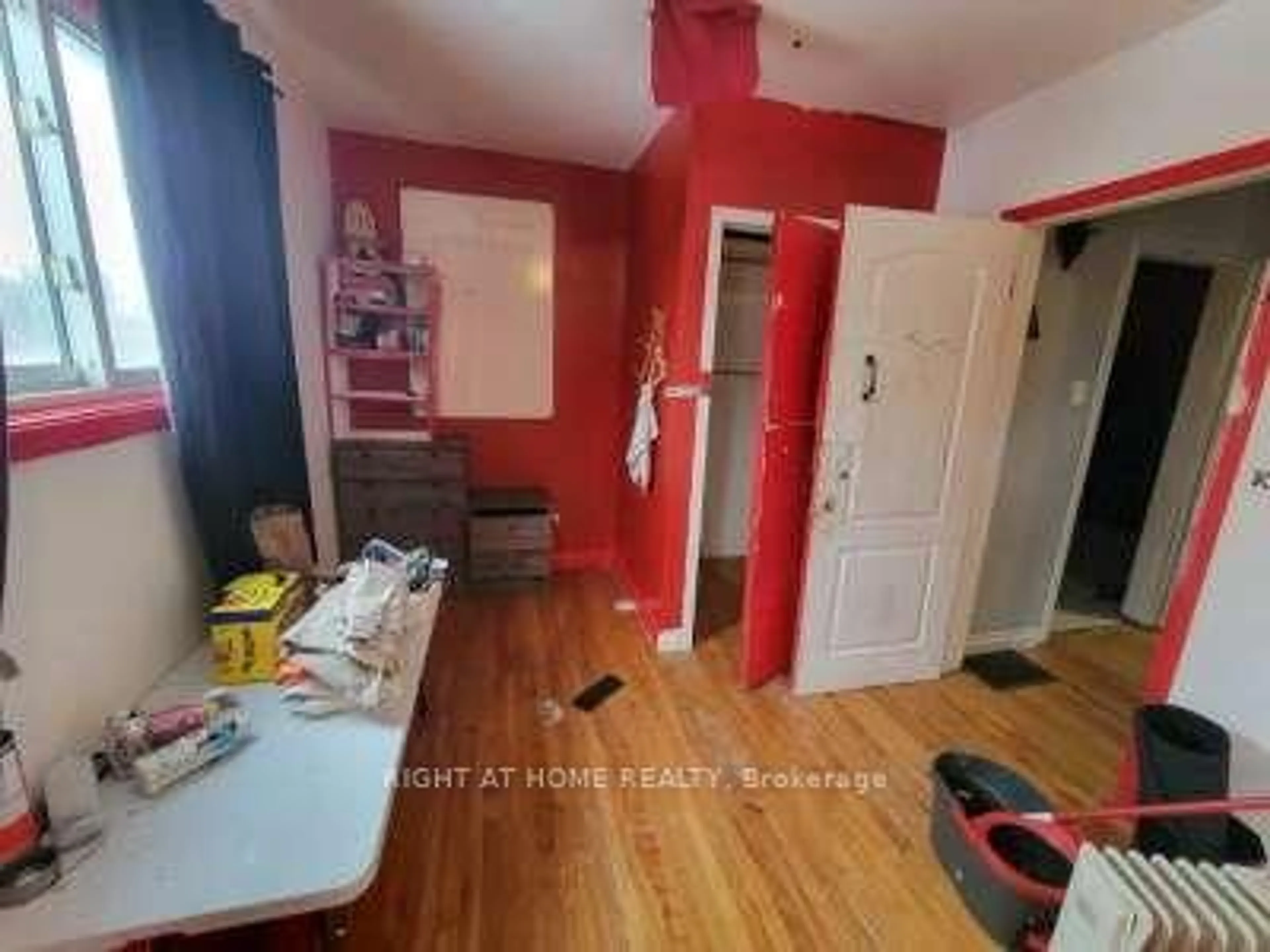 A pic of a room for 1799 Bancroft Dr, Greater Sudbury Ontario P3B 1S5