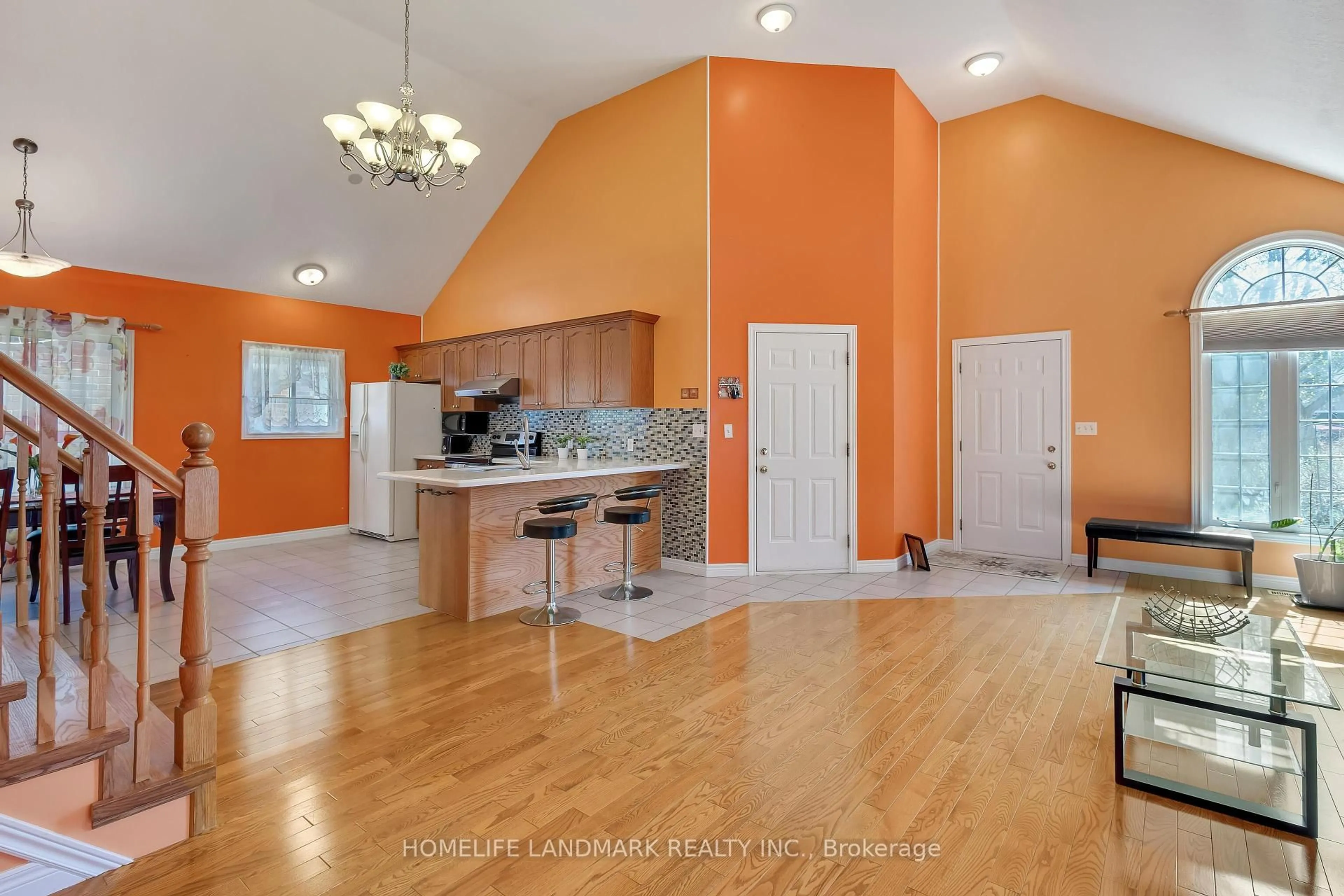 Open concept kitchen, ceramic/tile floor for 402 Woodrow Dr, Waterloo Ontario N2T 2T5