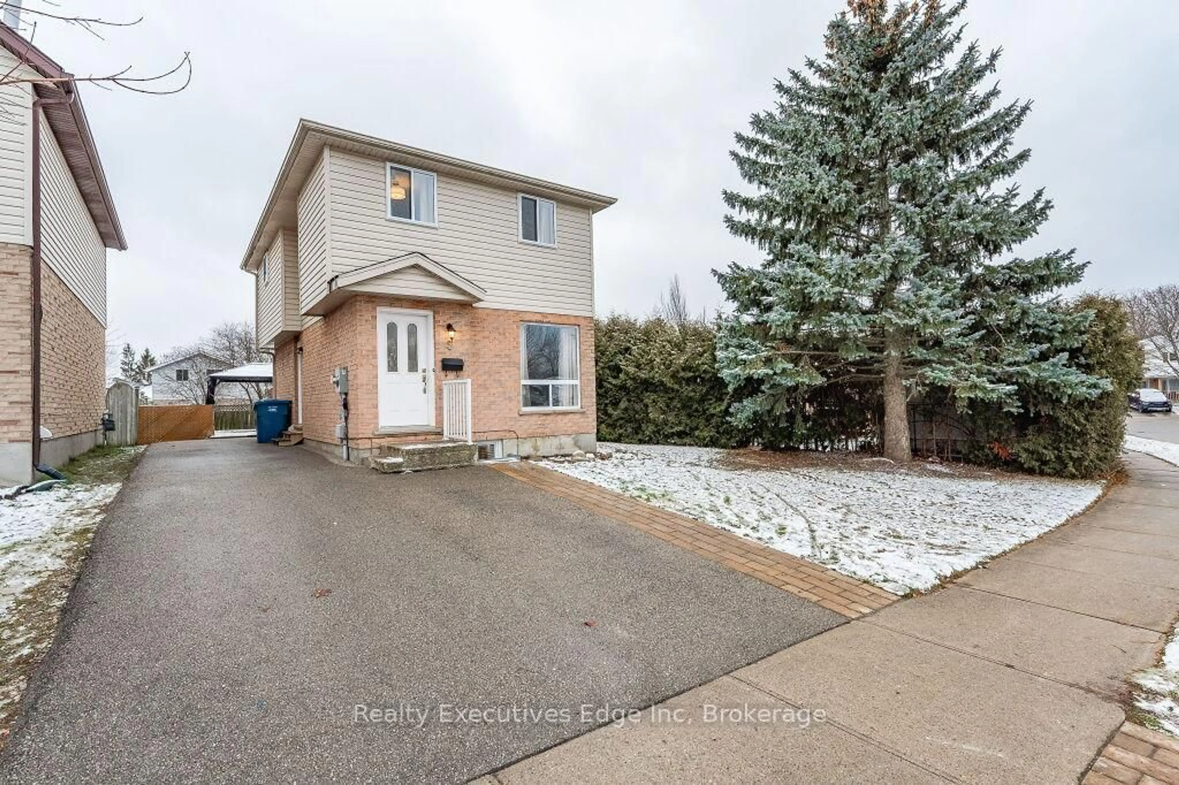 Unknown for 5 Troy Cres, Guelph Ontario N1E 6W7