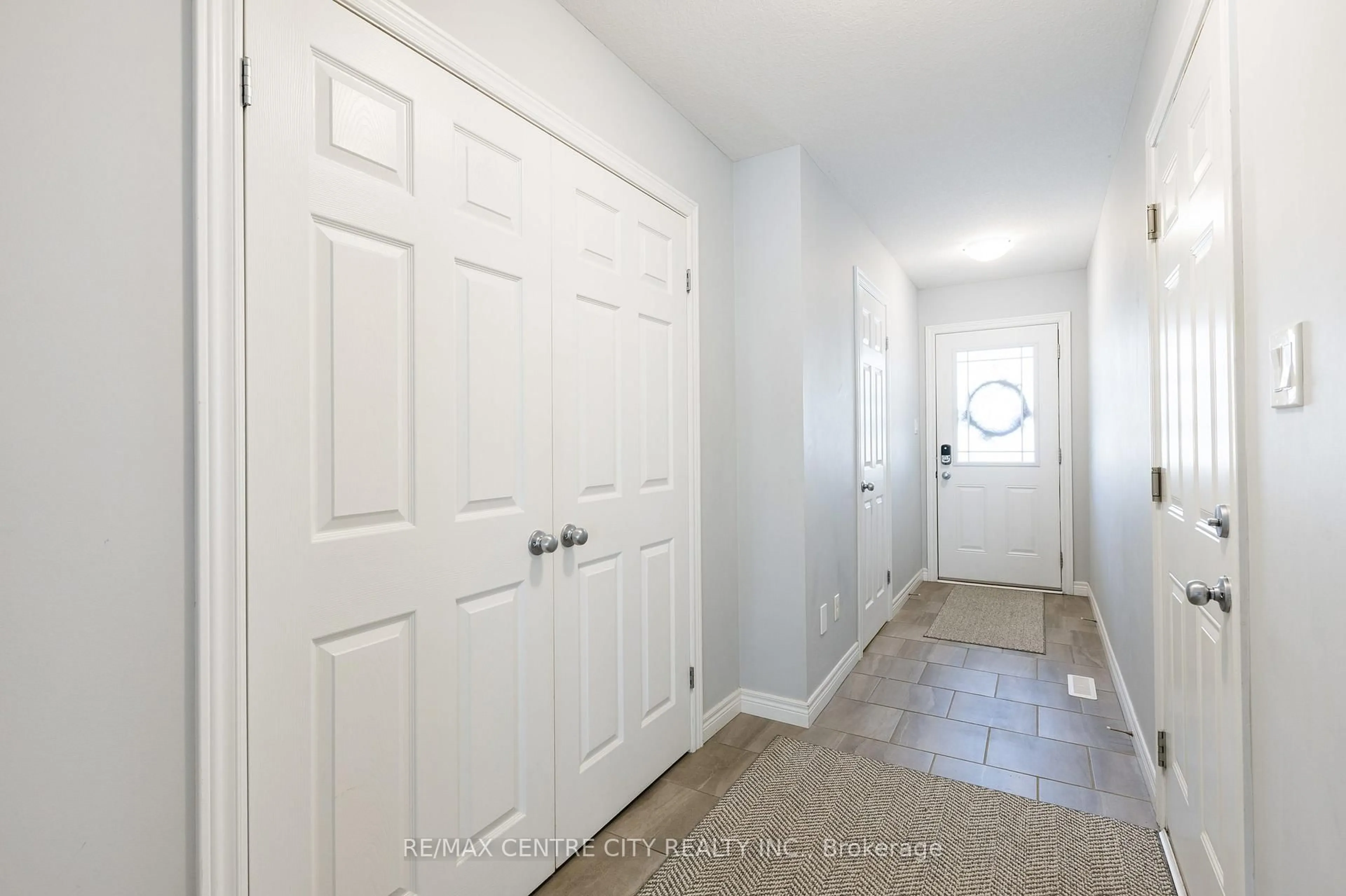 Indoor entryway for 1220 Riverbend Rd #65, London South Ontario N6K 0G5