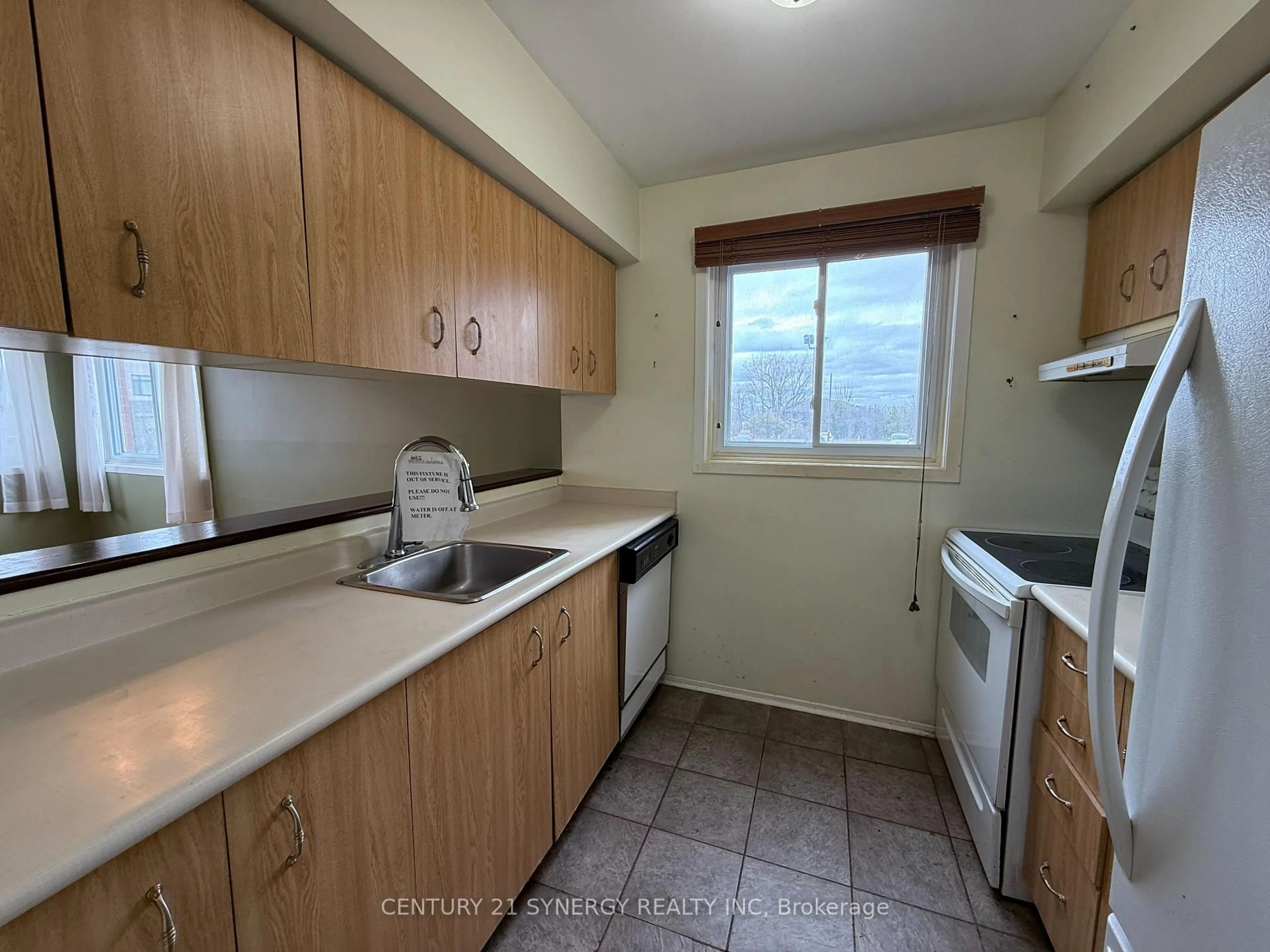 Standard kitchen, unknown for 345 Centrum Blvd #202, Ottawa Ontario K1E 3W9