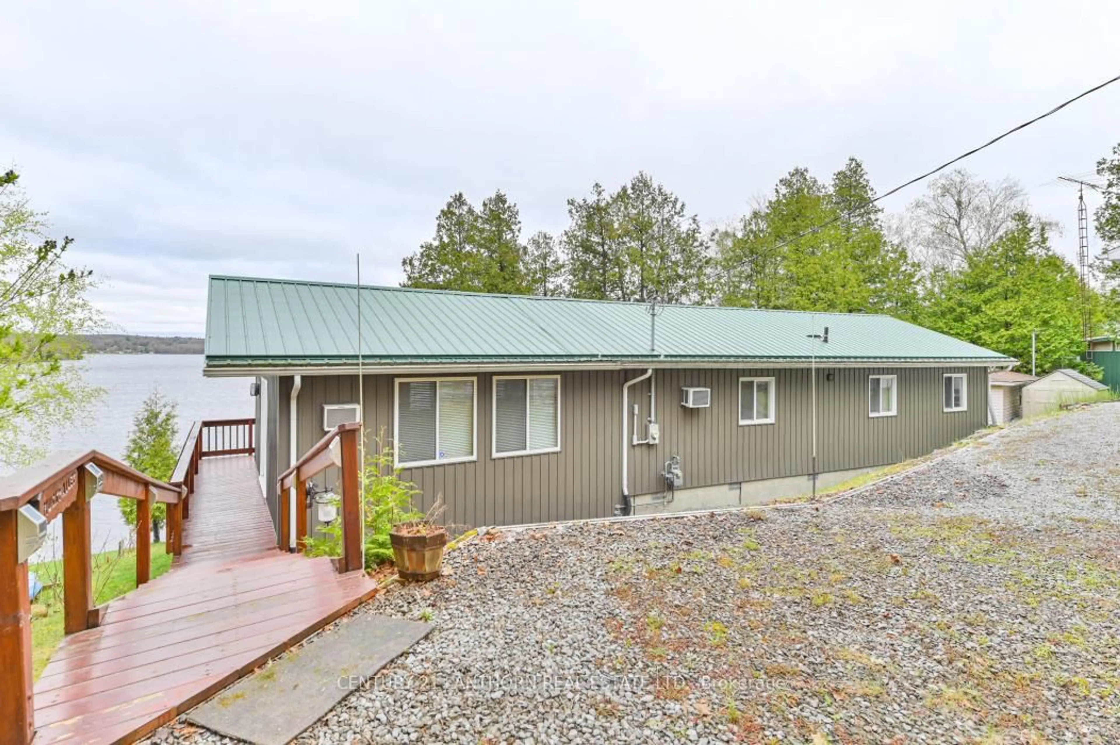 Home with vinyl exterior material, unknown for 192 Blakely Lane, Madoc Ontario K0K 2K0