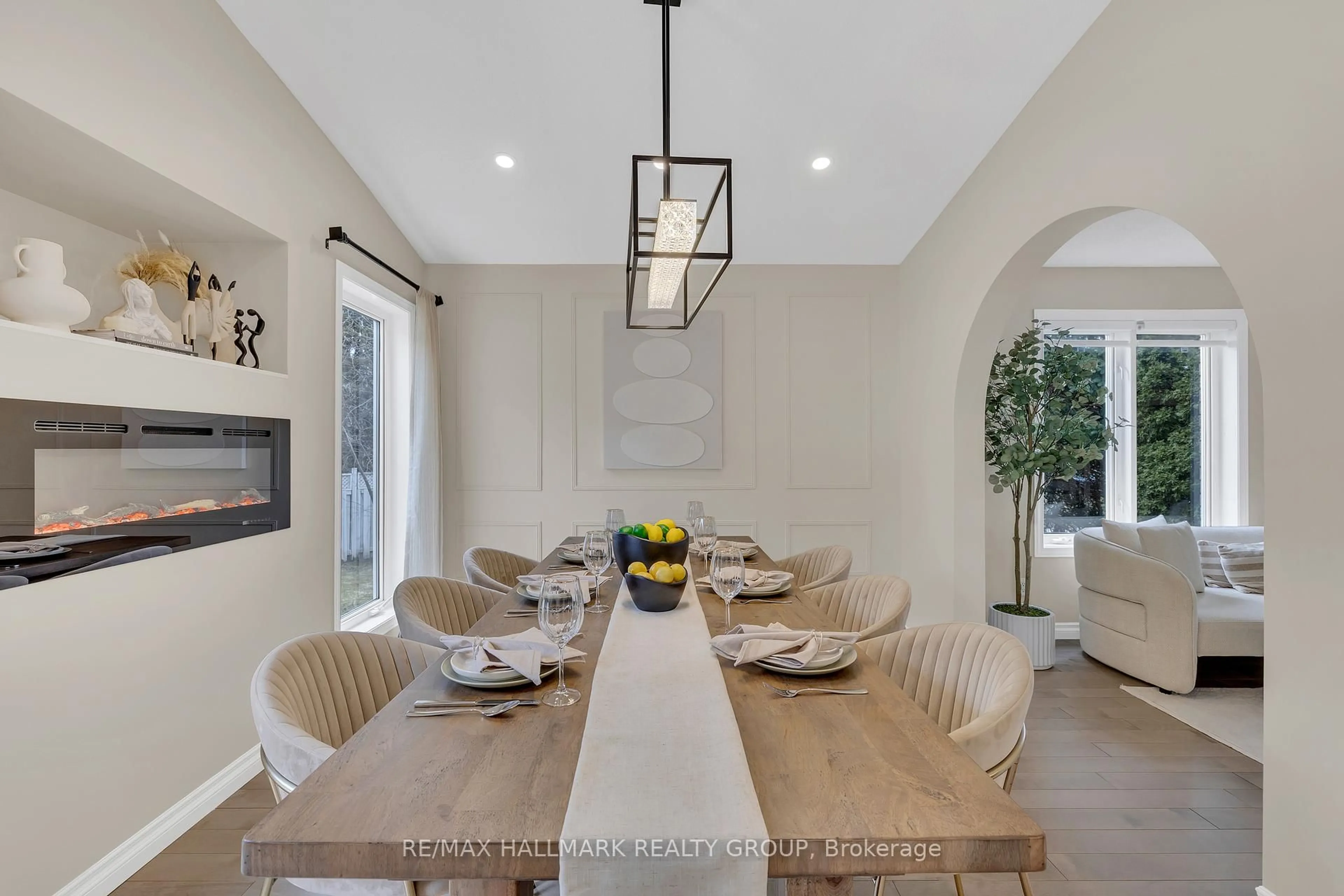 Dining room, ceramic/tile floor for 1167 Marchant Dr, Ottawa Ontario K4A 4A7