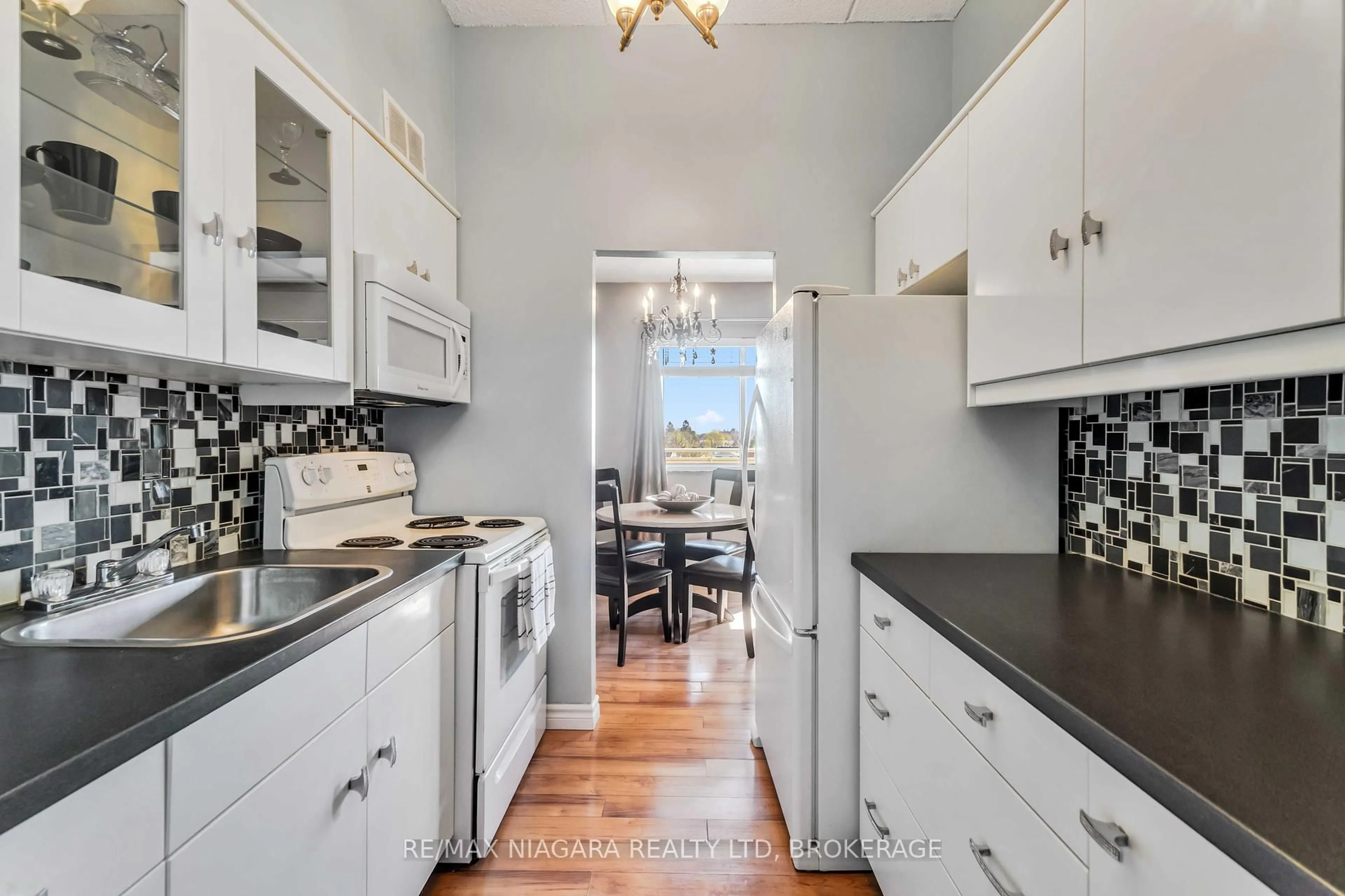 Unknown for 198 Scott St #506, St. Catharines Ontario L2N 5T3
