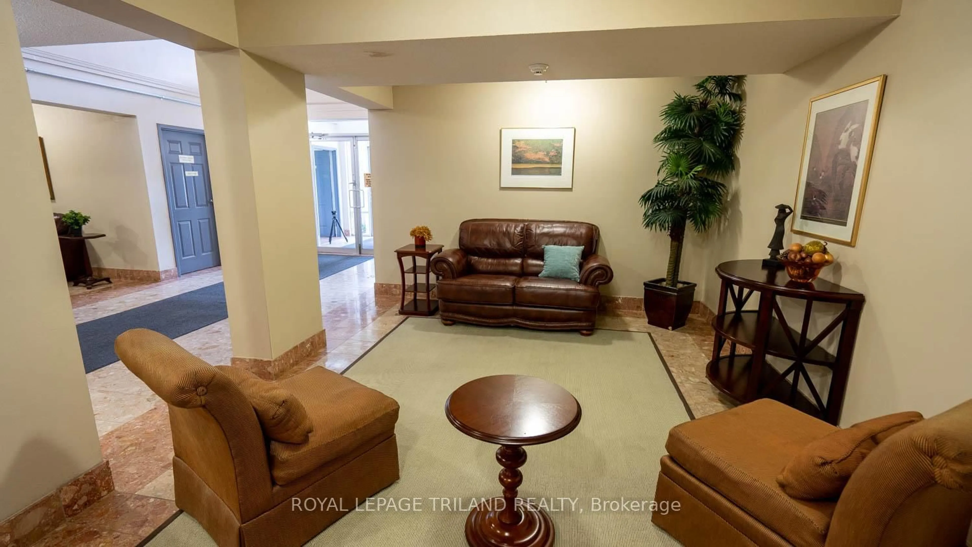 Unknown for 1510 Richmond St #605, London North Ontario N6G 4V2