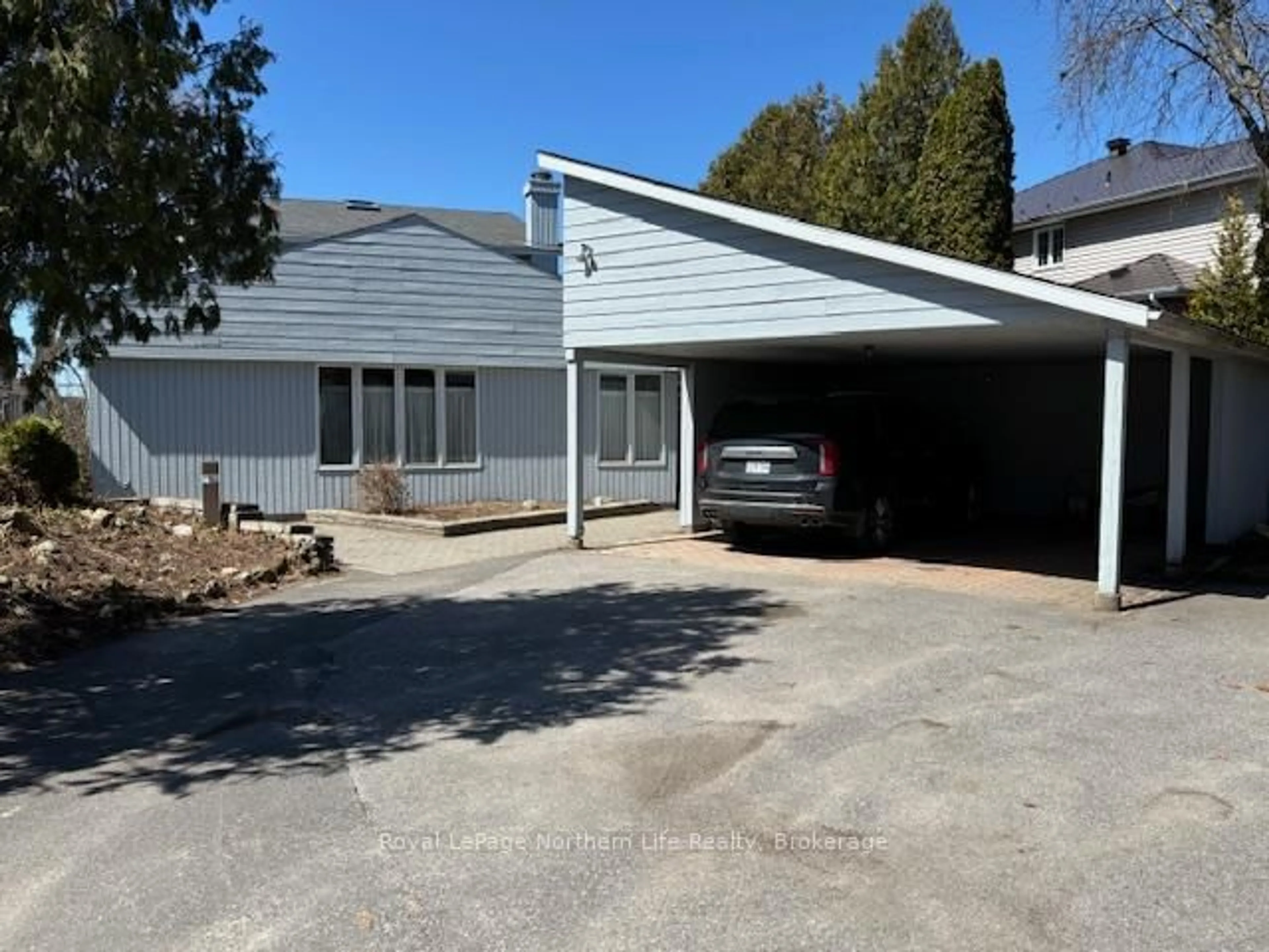 Unknown for 93 Campbell Ave, North Bay Ontario P1A 1V7