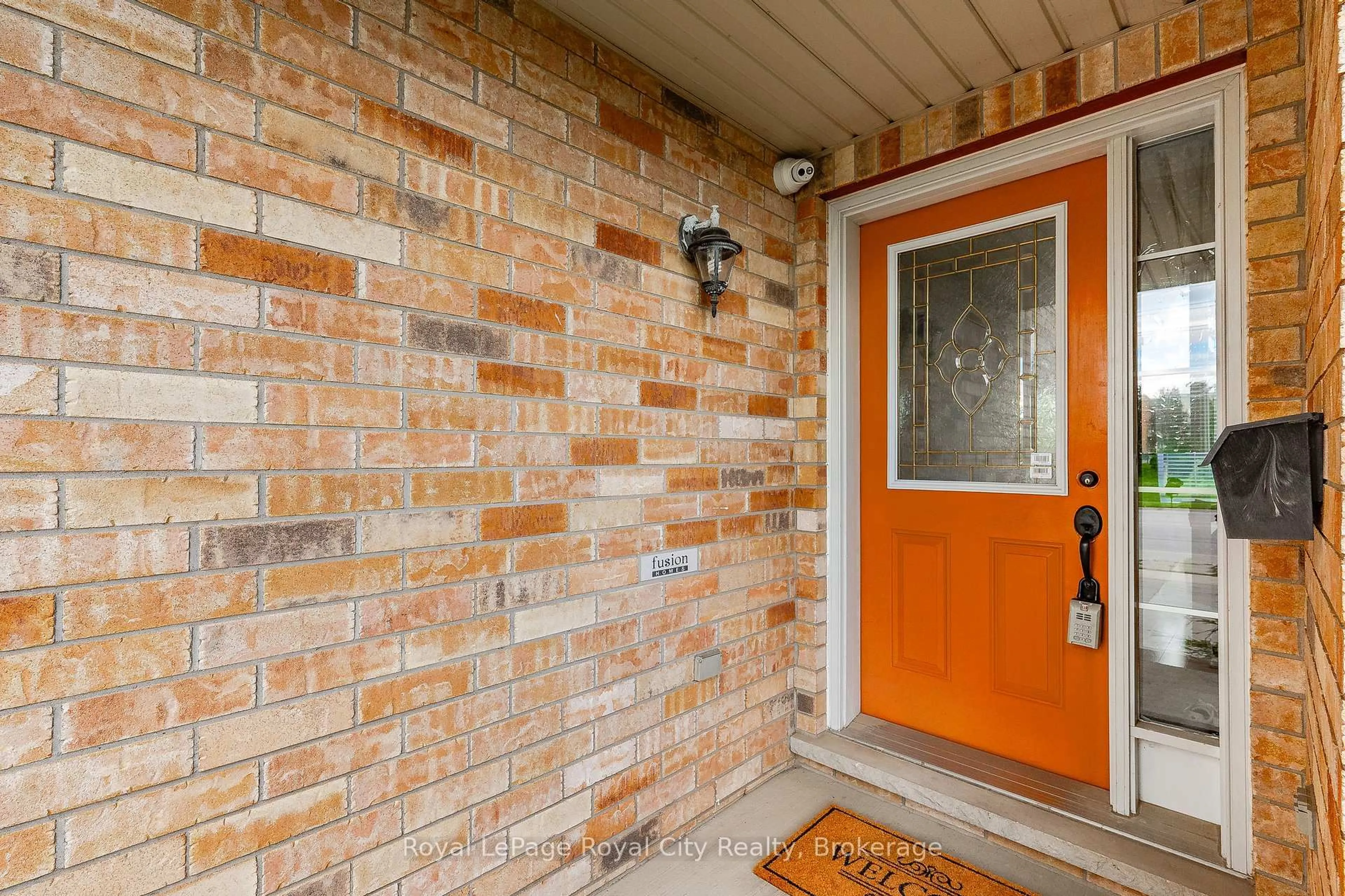 Indoor entryway for 173 Clair Rd, Guelph Ontario N1L 0A7