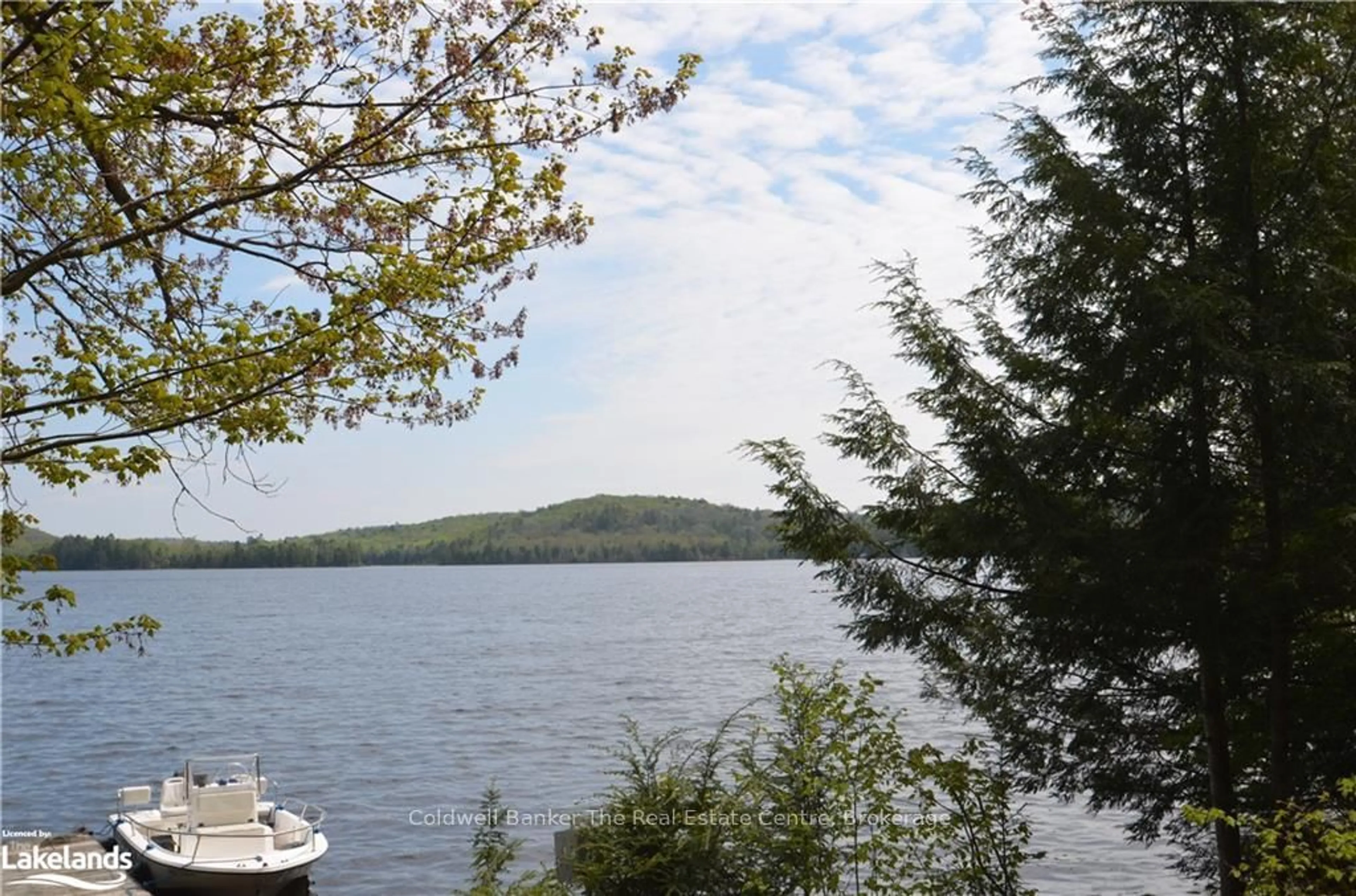 Patio, water/lake/river/ocean view for 10835 Raven - West Shore Way, Algonquin Highlands Ontario P0A 1E0