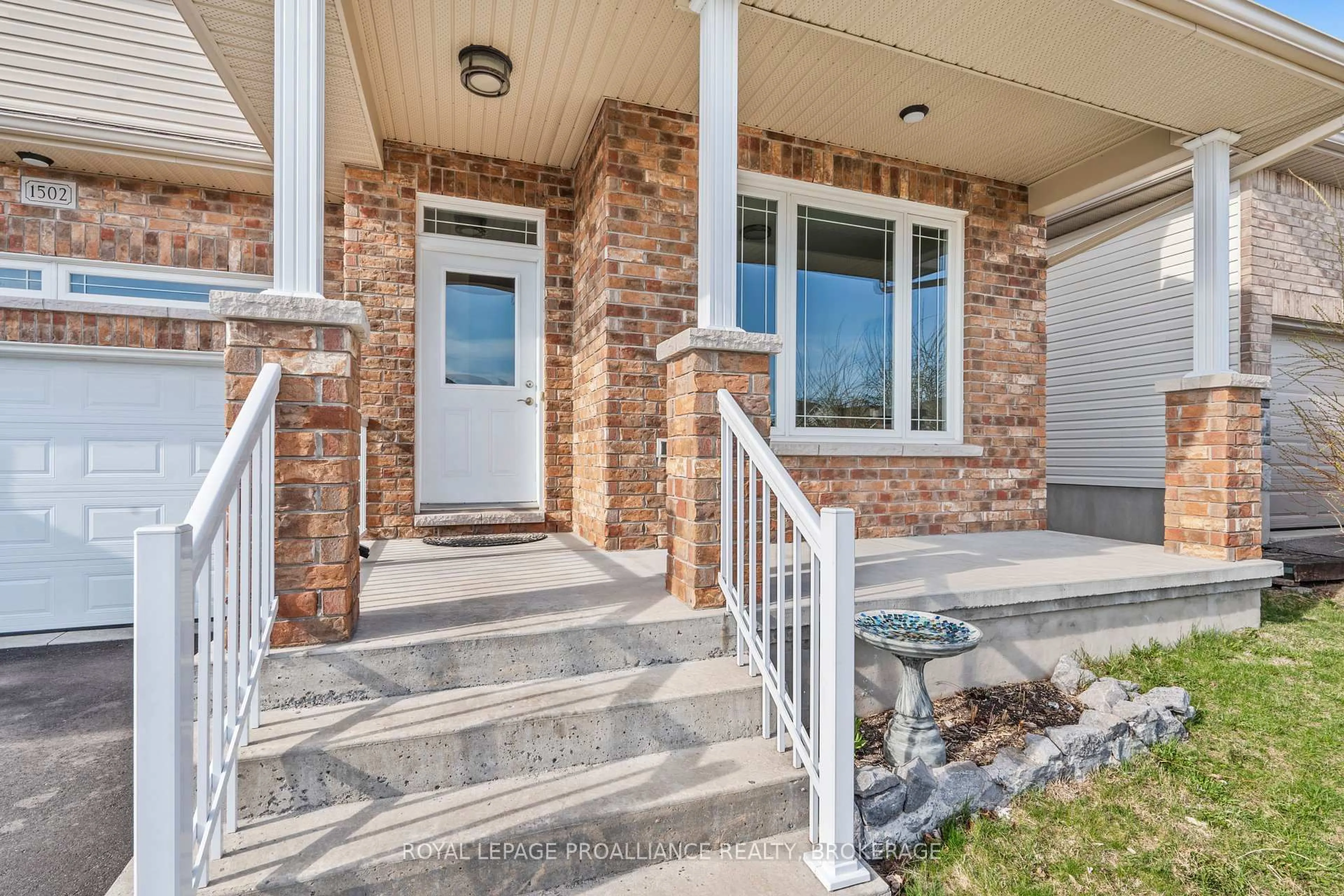 Unknown for 1502 Clover St, Kingston Ontario K7P 0M9