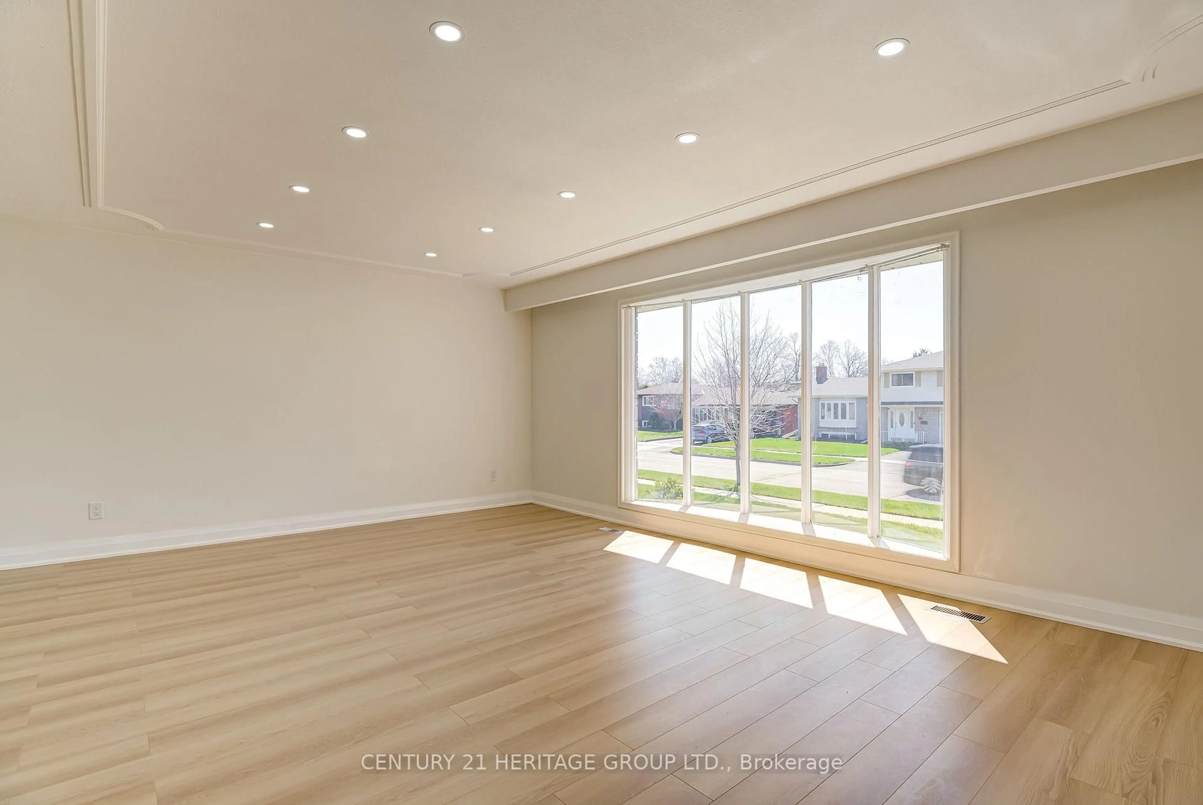 A pic of a room for 139 Strathcona Cres, Kitchener Ontario N2B 2W8