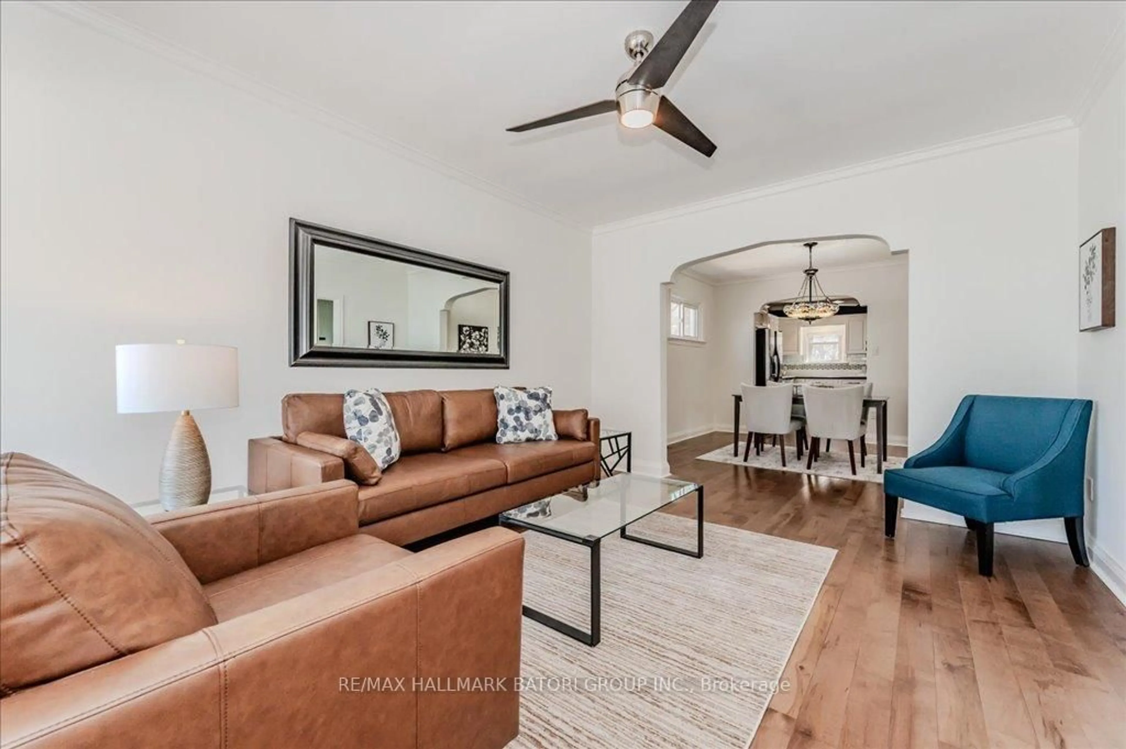 Living room with furniture, unknown for 61 Stirling Ave, Kitchener Ontario N2G 3N8
