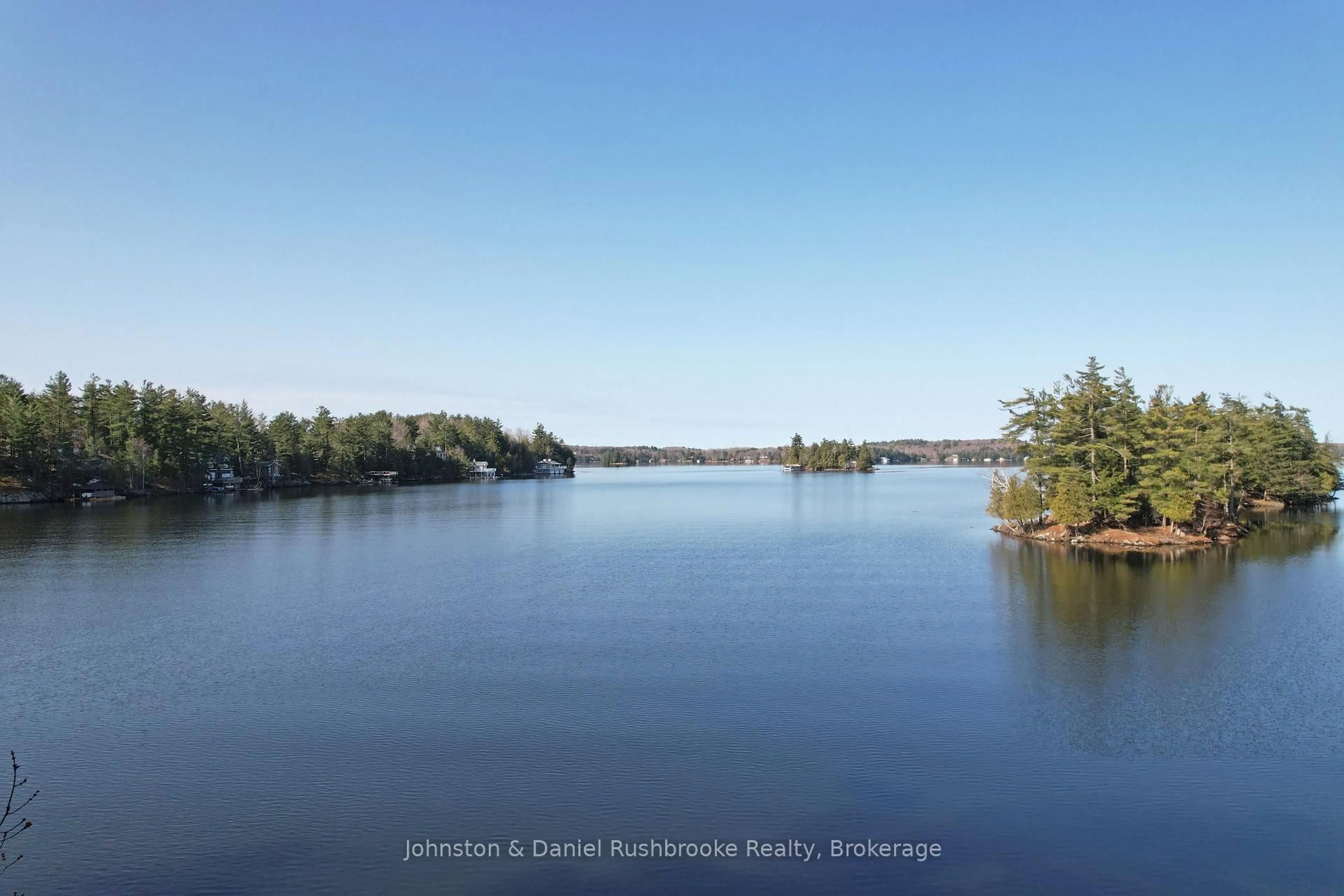 Blurry image for 1040 Old Township Rd, Muskoka Lakes Ontario P0B 1J0