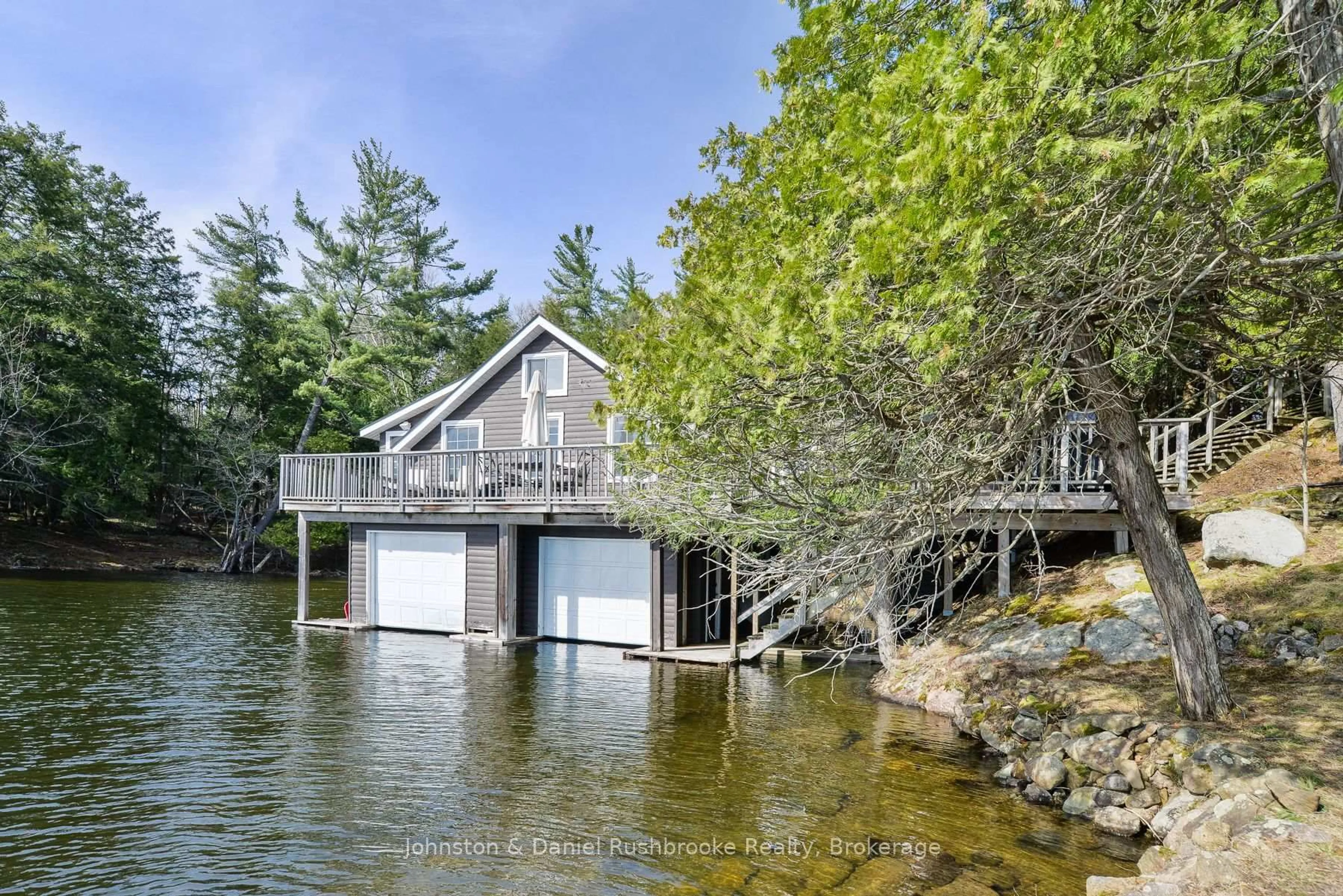 Shed for 1040 Old Township Rd, Muskoka Lakes Ontario P0B 1J0