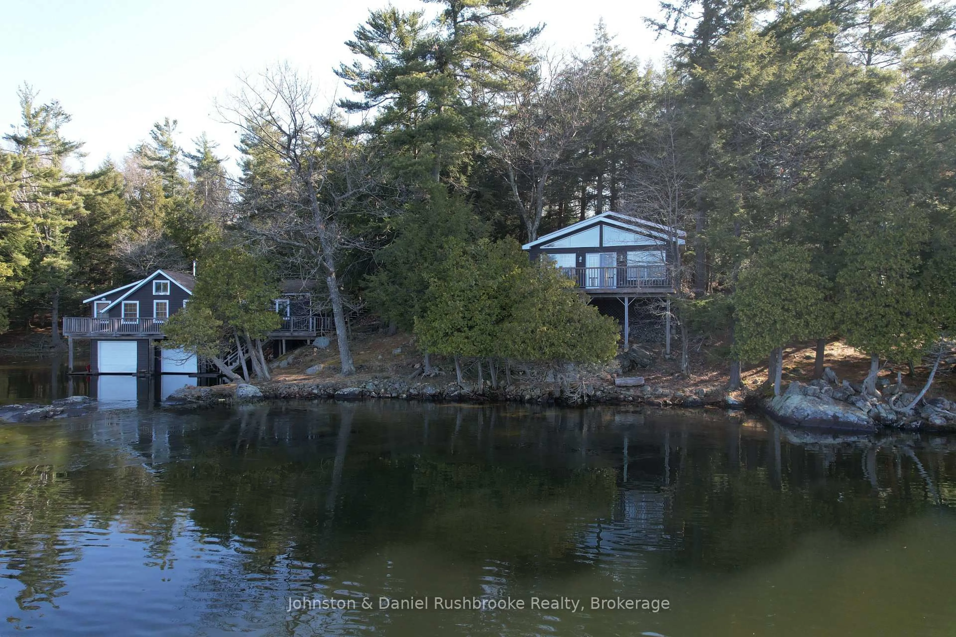 Unknown for 1040 Old Township Rd, Muskoka Lakes Ontario P0B 1J0