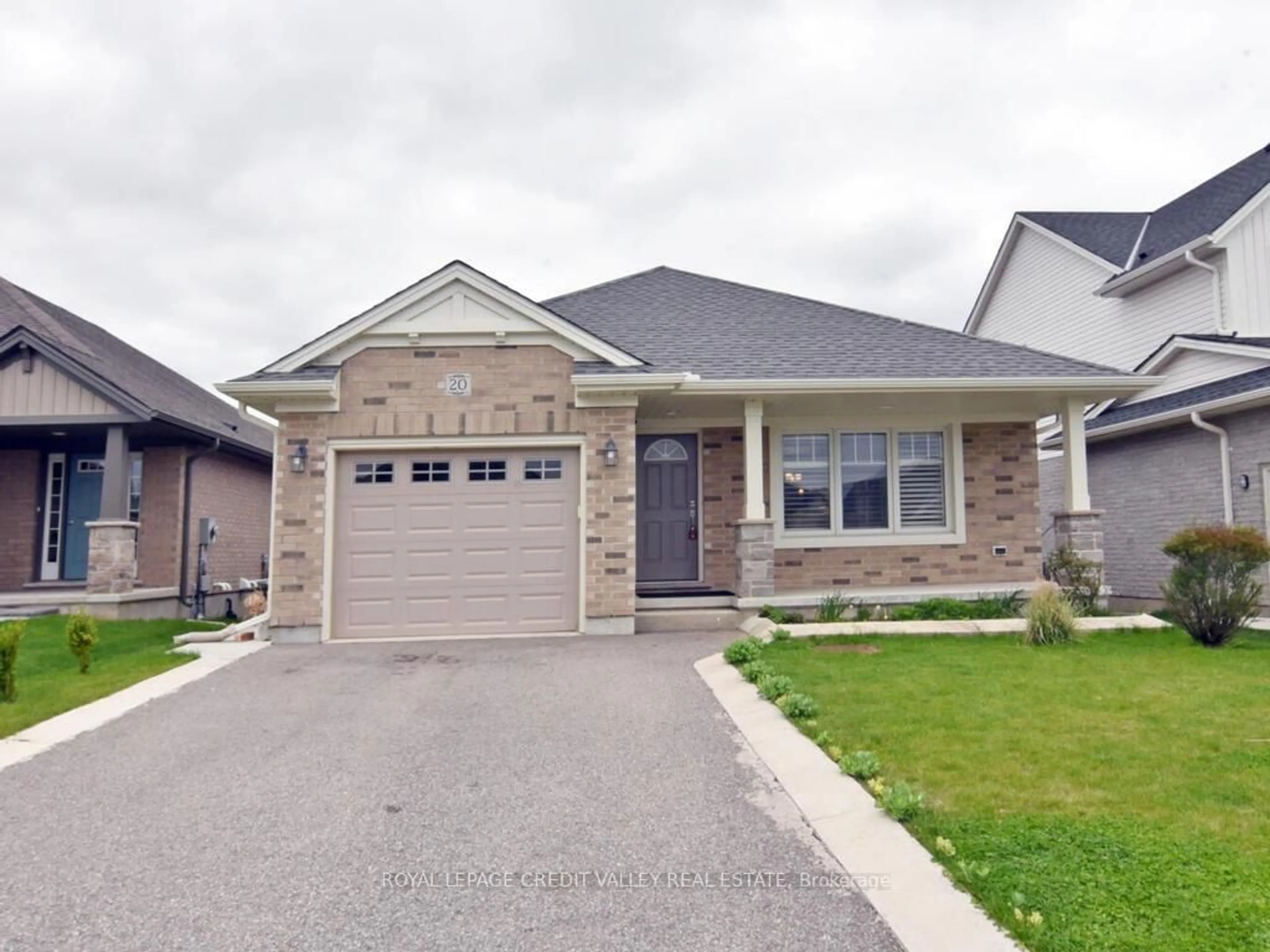 Home with brick exterior material, street for 20 Fox Hollow Crt, St. Thomas Ontario N5R 0J6