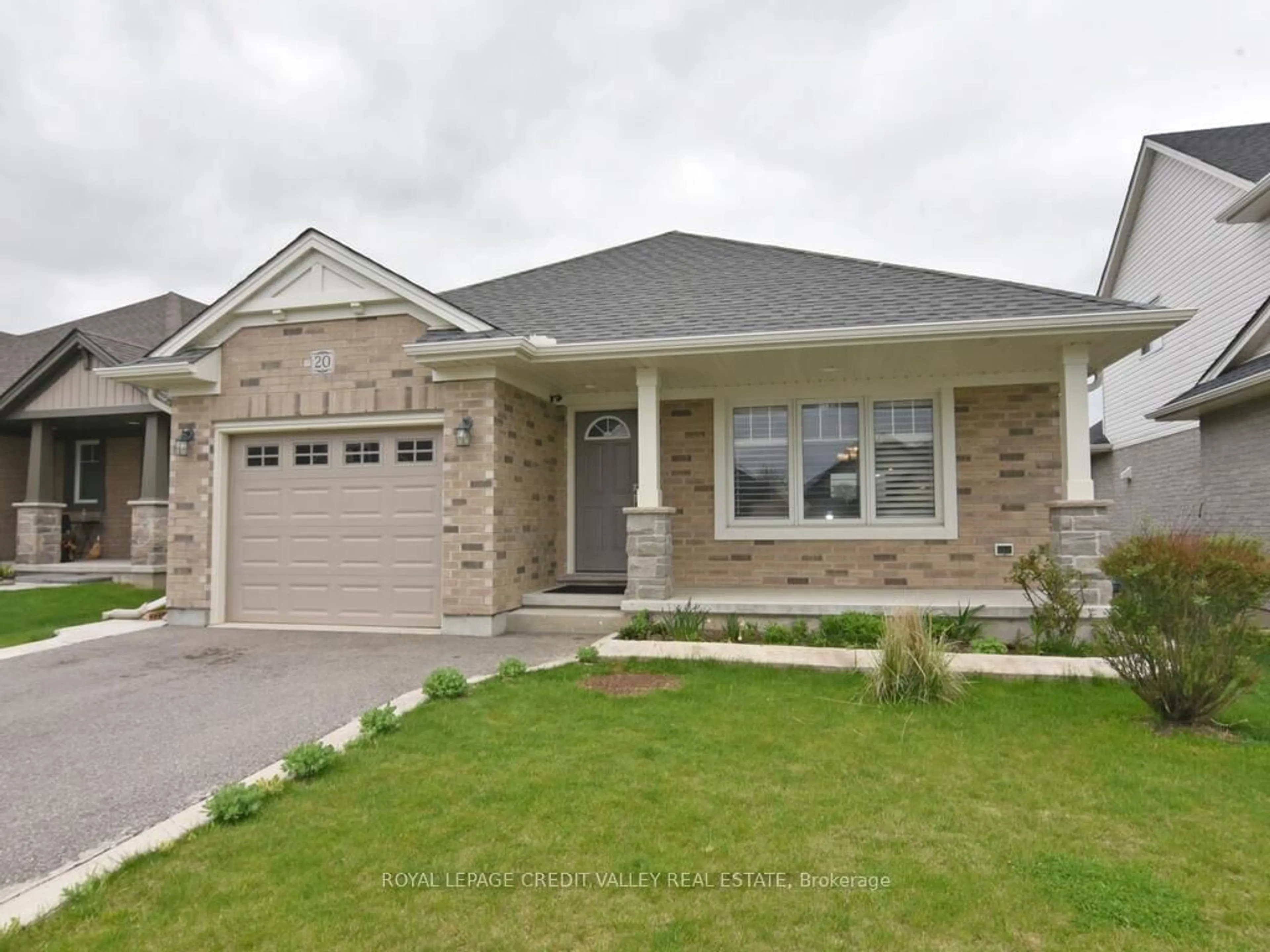 Home with brick exterior material, street for 20 Fox Hollow Crt, St. Thomas Ontario N5R 0J6
