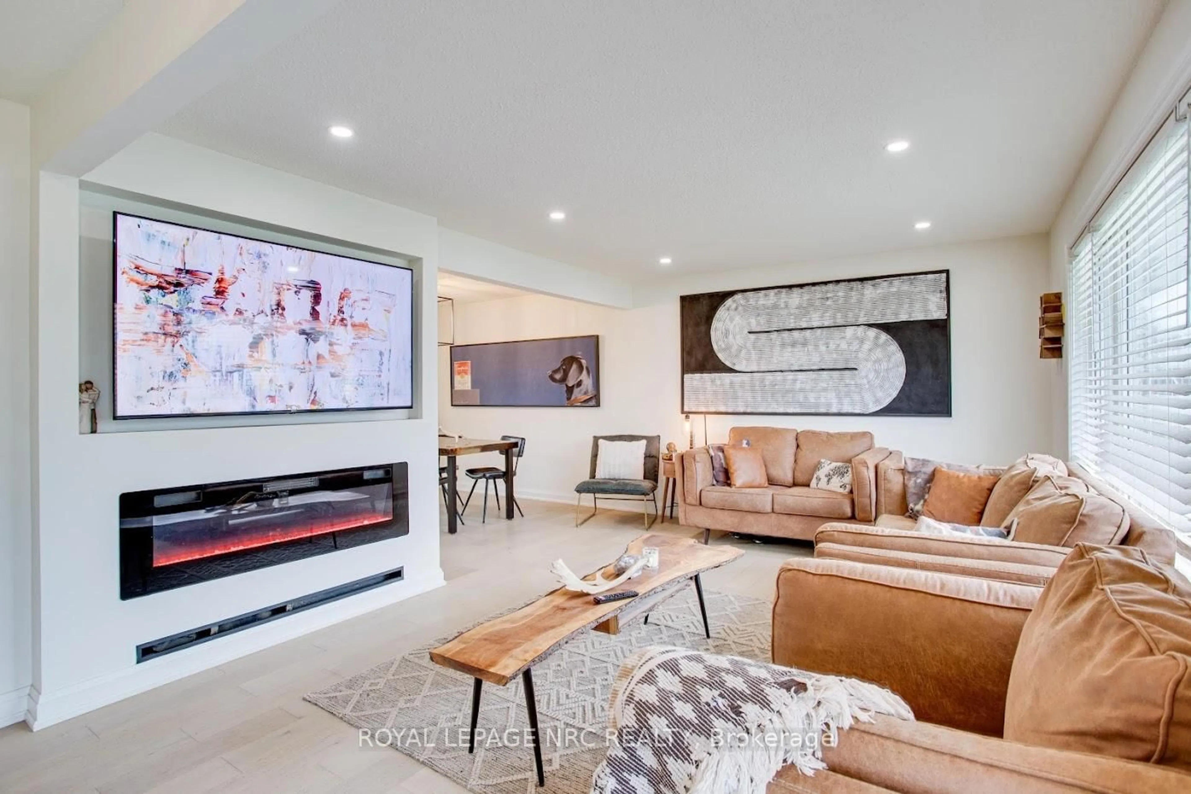 Home theater for 500 Lakeside Rd, Fort Erie Ontario L2A 4X7