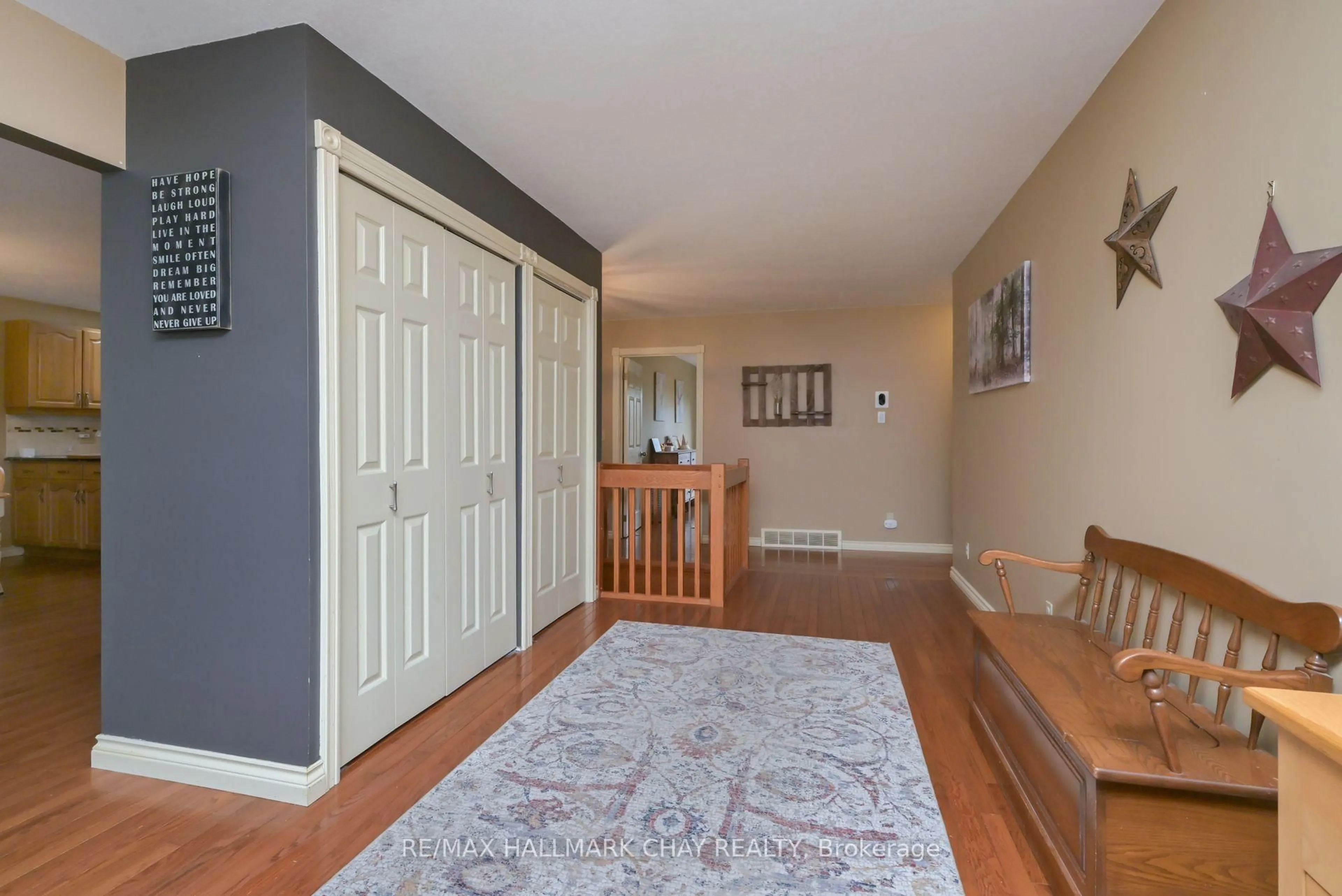 Indoor entryway for 146 Clarke St, Wellington North Ontario N0G 1A0